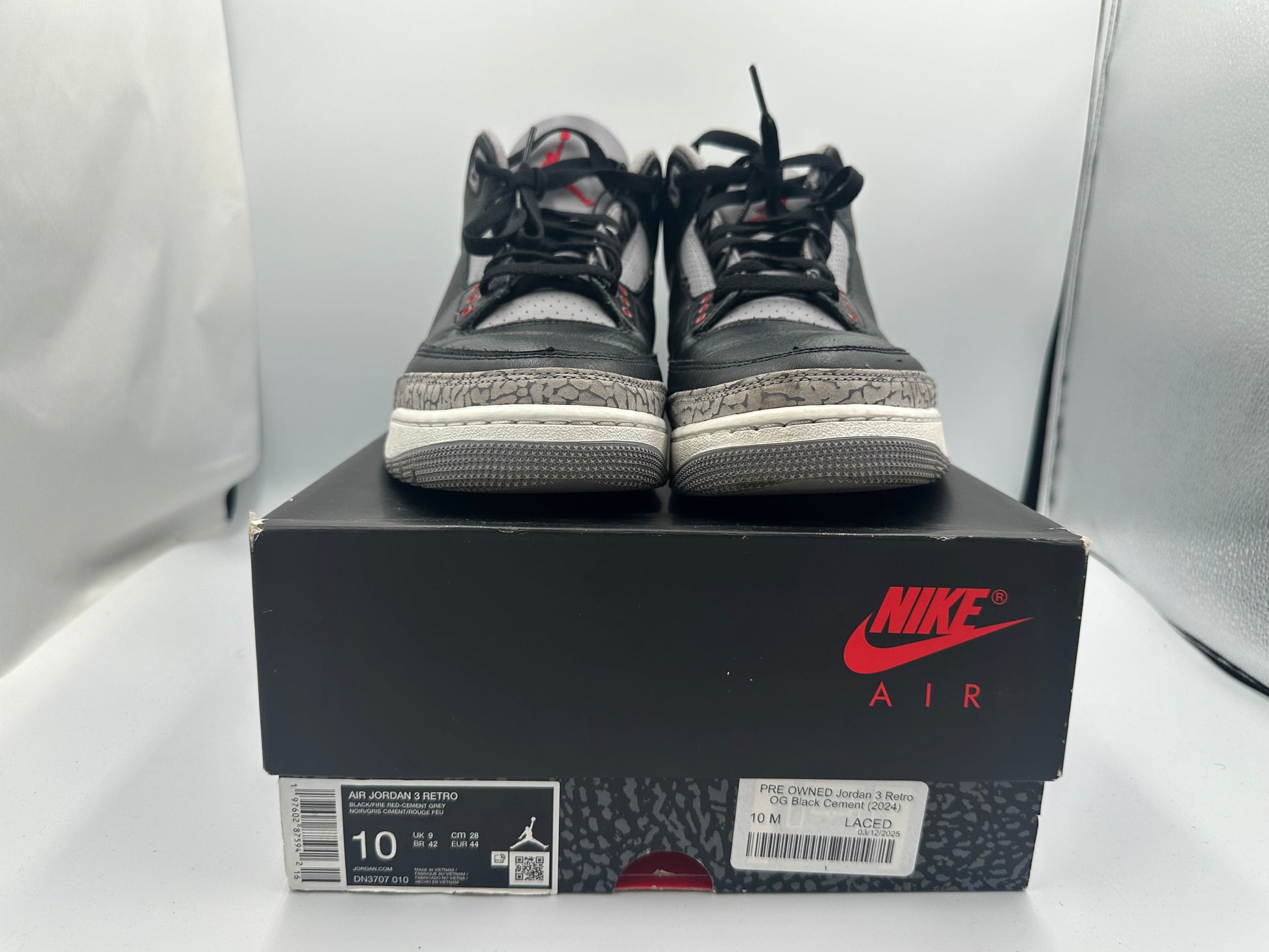 PRE OWNED Jordan 3 Retro OG Black Cement (2024)