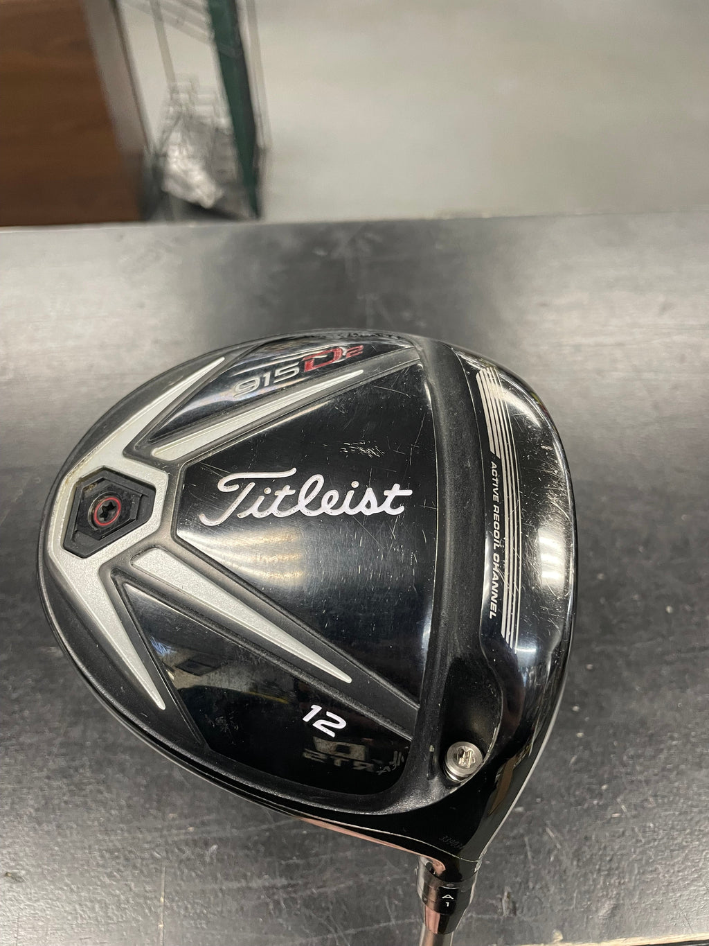 Titleist 915 D2 Driver (Used)