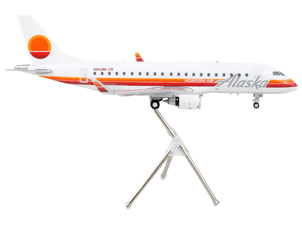 Embraer ERJ-175 Commercial Aircraft "Alaska Airlines - Horizon Air" (N652MK) White with Red and Orange Stripes "Gemini 200" Series 1/200 Diecast Model Airplane by GeminiJets