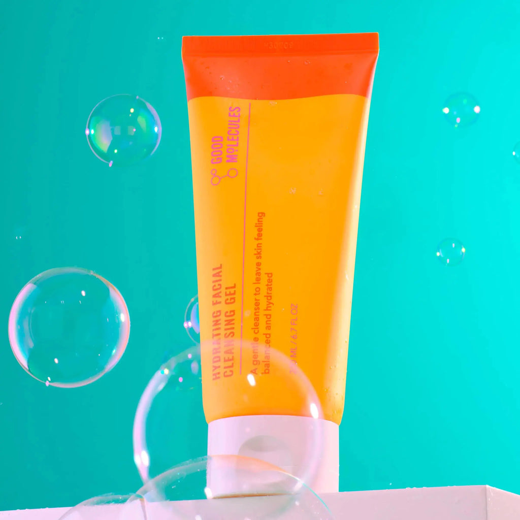 Good Molecules Hydrating Facial Cleansing Gel - Face Wash with Rosewater and Pineapple - Skincare for Face