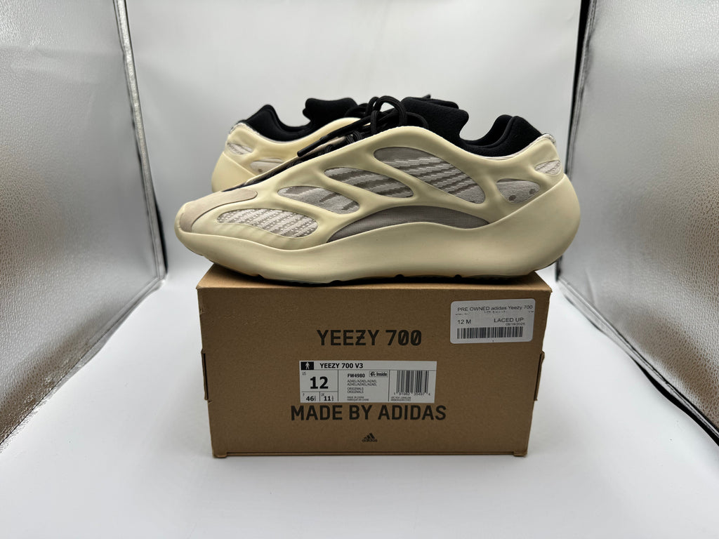 PRE OWNED adidas Yeezy 700 V3 Azael