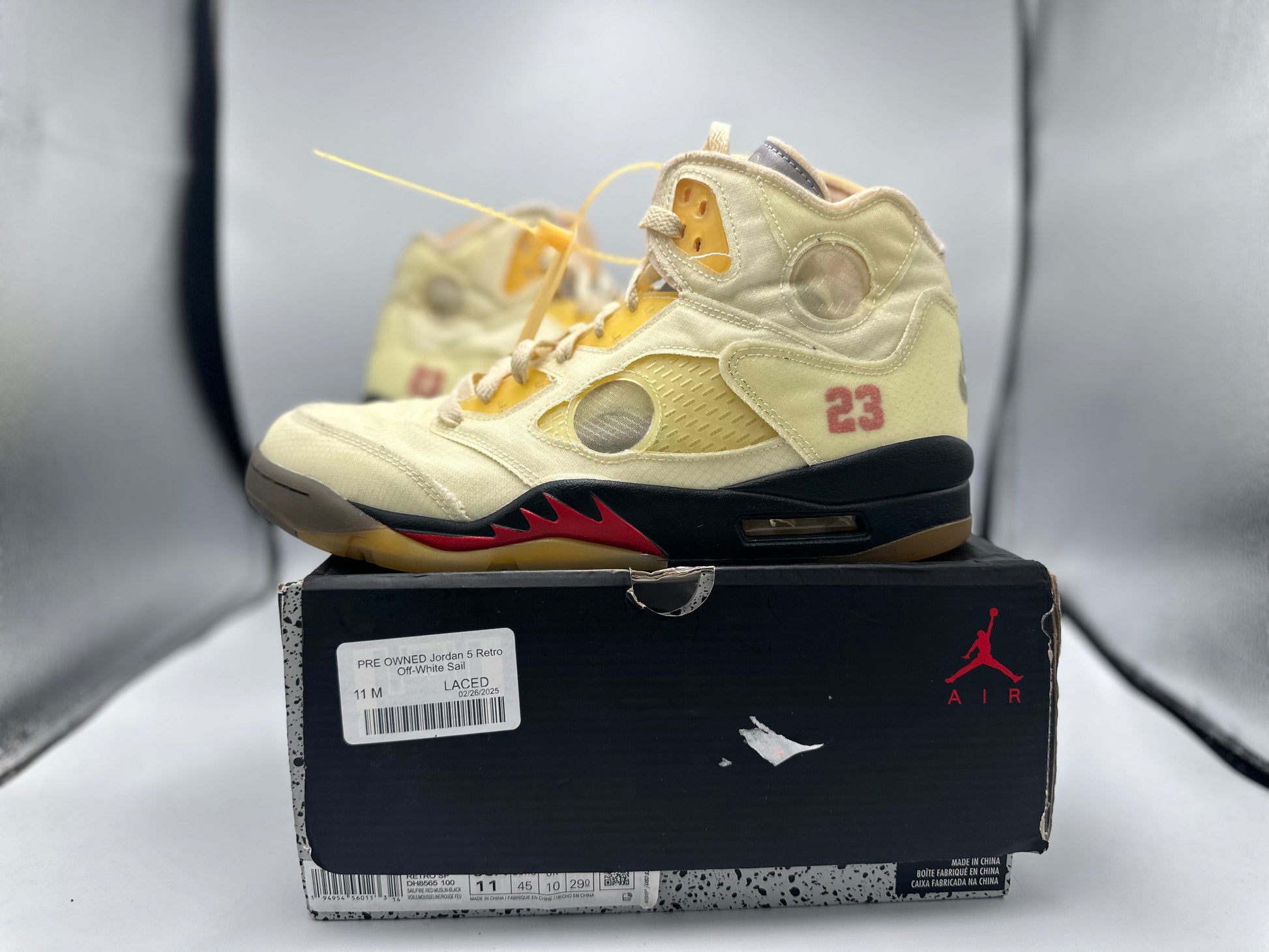 PRE OWNED Jordan 5 Retro Off-White Sail