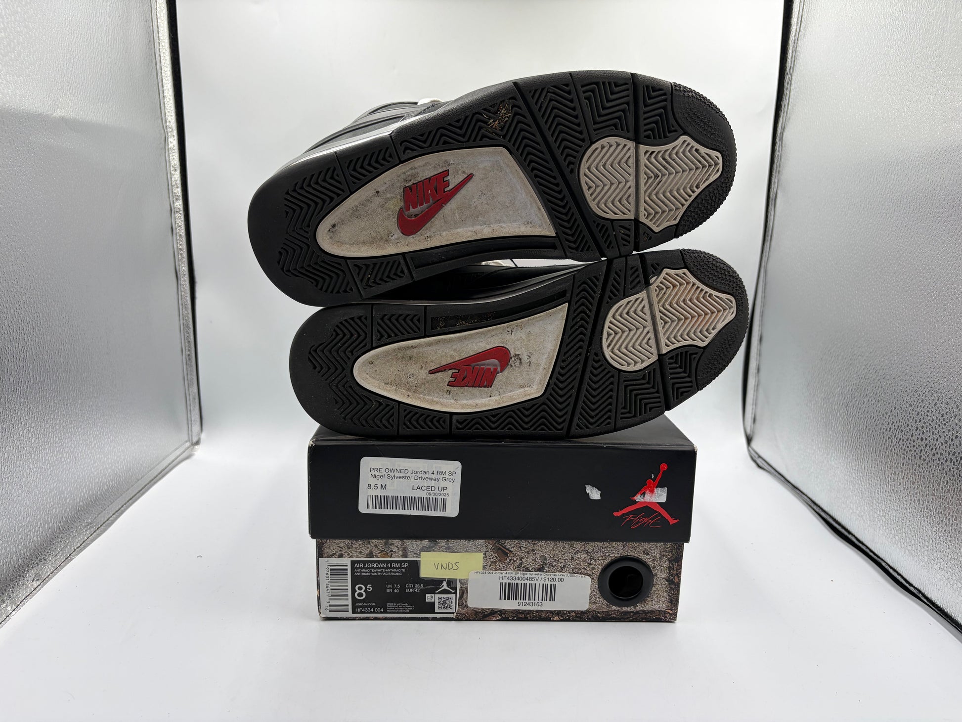 PRE OWNED Jordan 4 RM SP Nigel Sylvester Driveway Grey