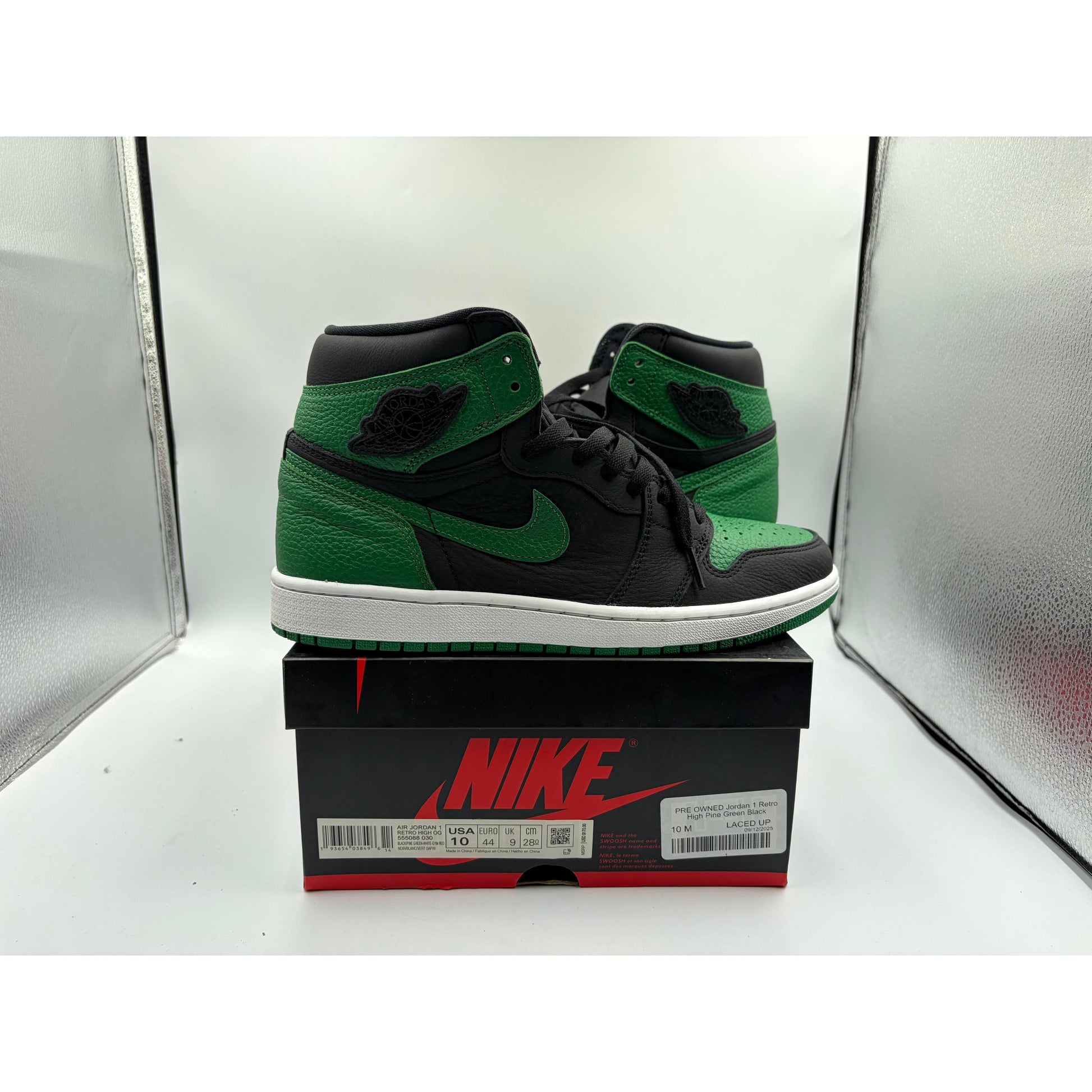 PRE OWNED Jordan 1 Retro High Pine Green Black
