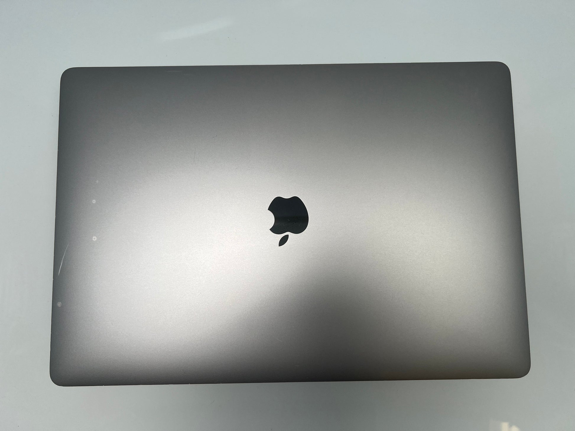 MacBook Pro (2019) 16-inch – Inte Core i9 2.3GHz • Radeon Pro 5500M 8GB – 64GB RAM 2TB SSD – Read