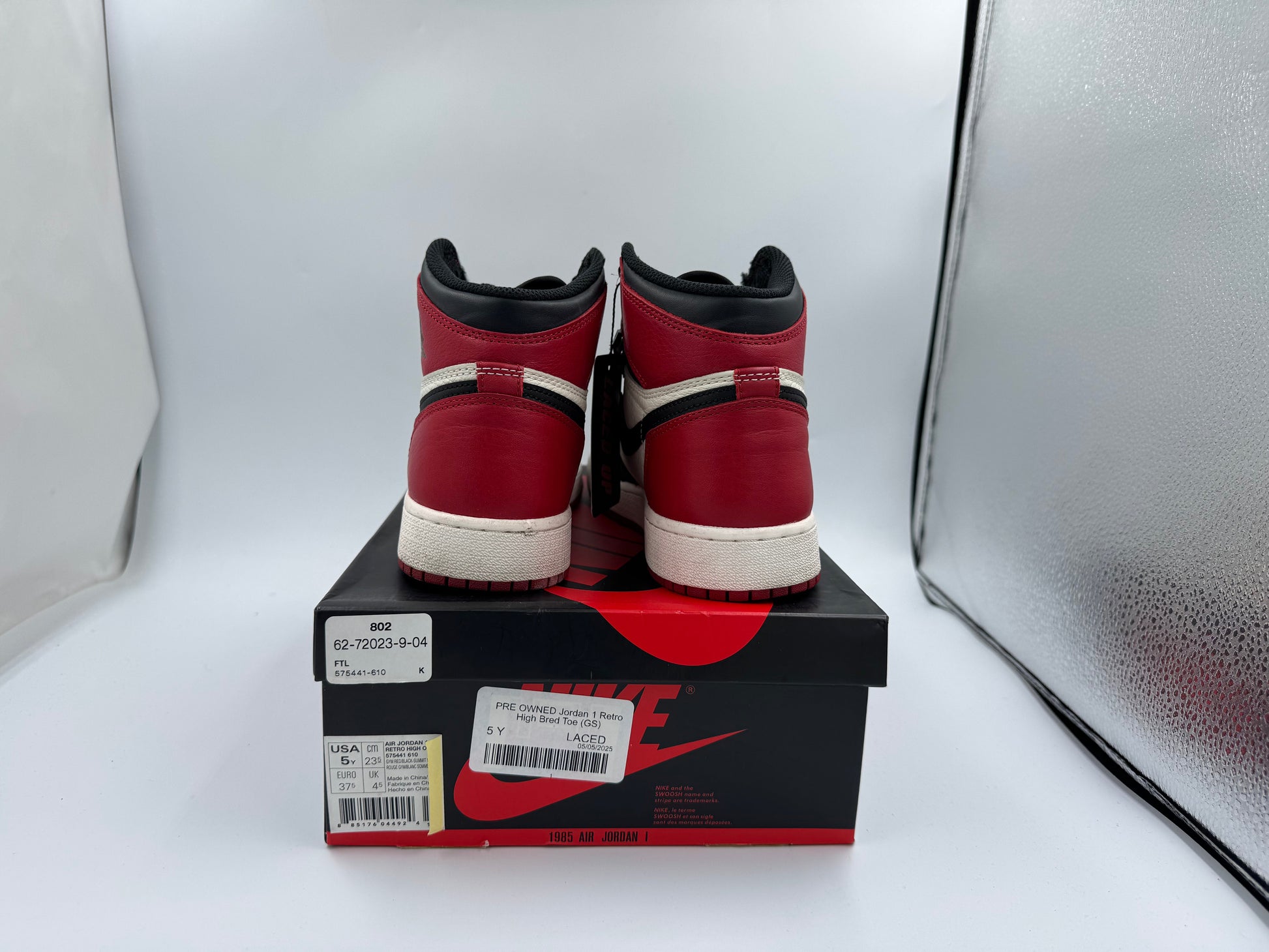 PRE OWNED Jordan 1 Retro High Bred Toe (GS)