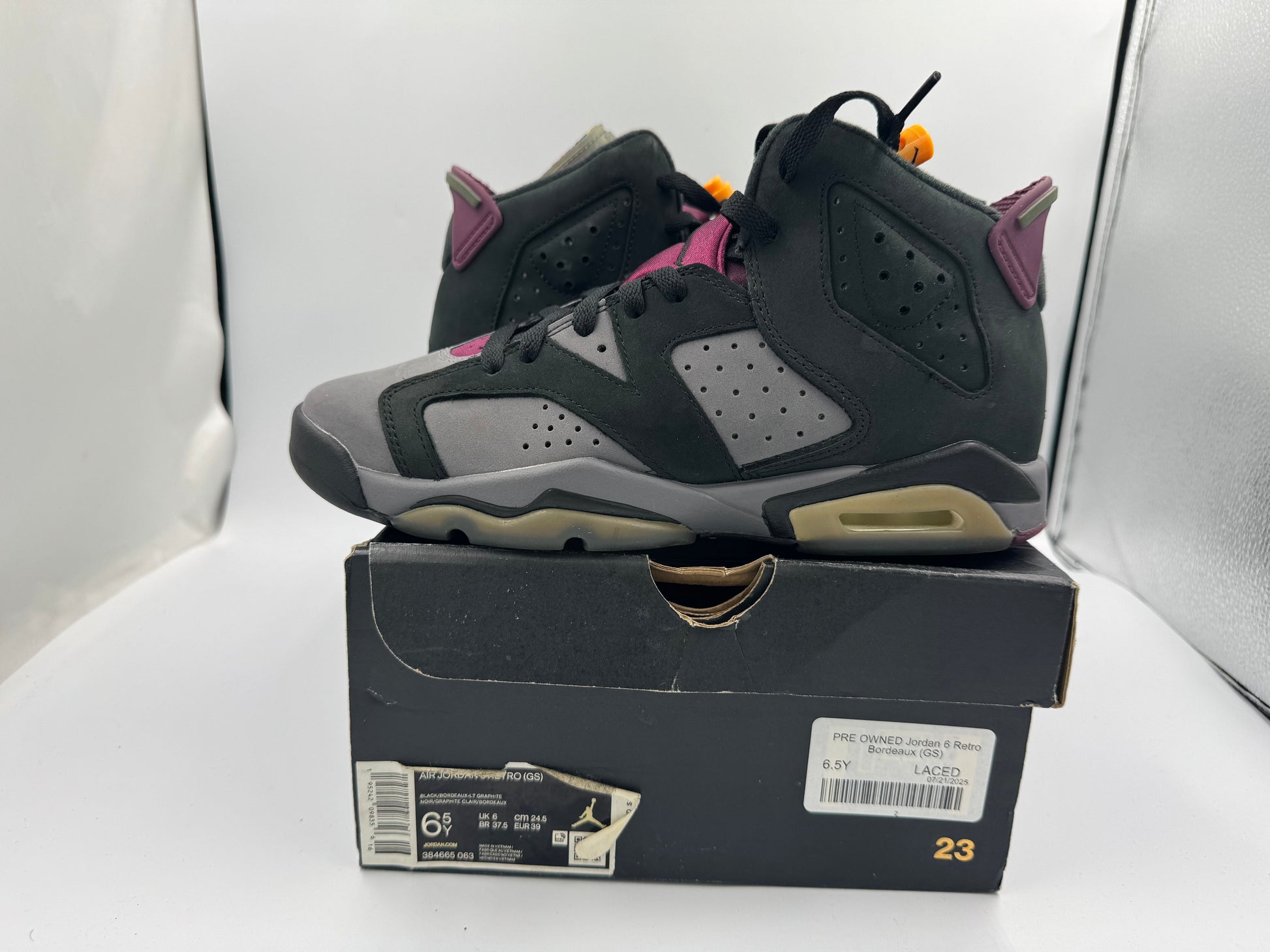PRE OWNED Jordan 6 Retro Bordeaux (GS)