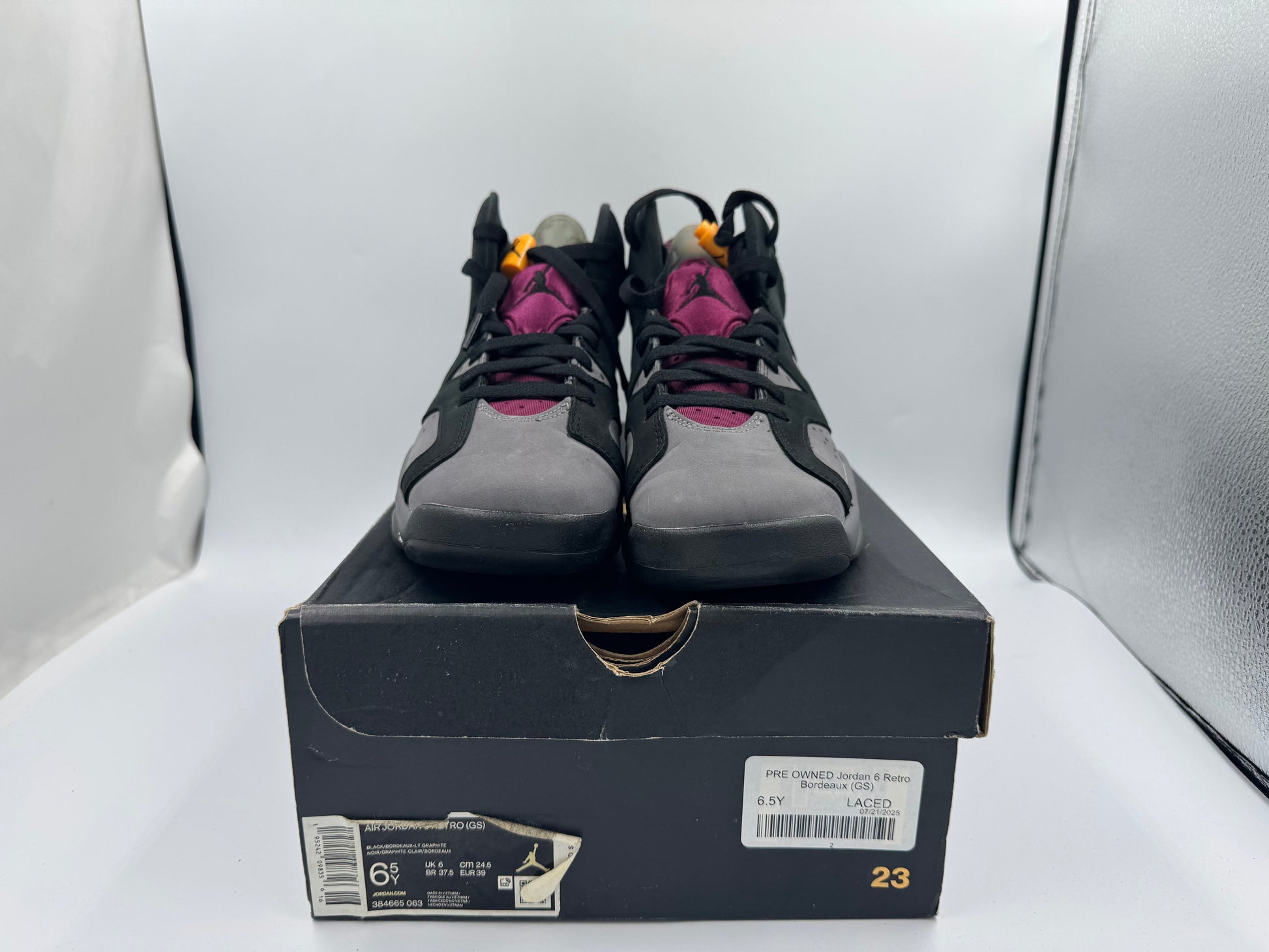 PRE OWNED Jordan 6 Retro Bordeaux (GS)