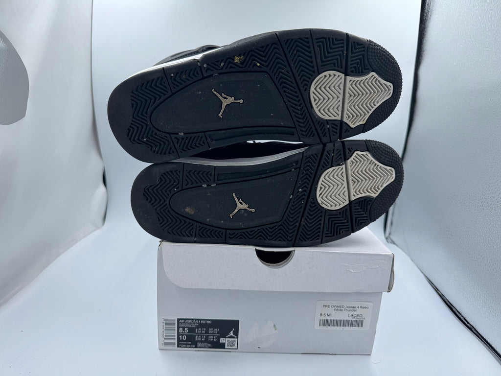 PRE OWNED Jordan 4 Retro White Thunder