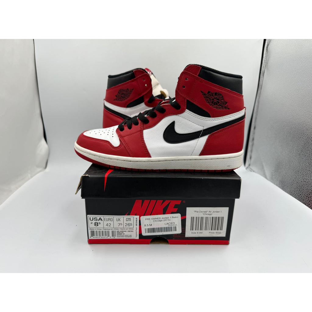 PRE OWNED Jordan 1 Retro Chicago (2015)