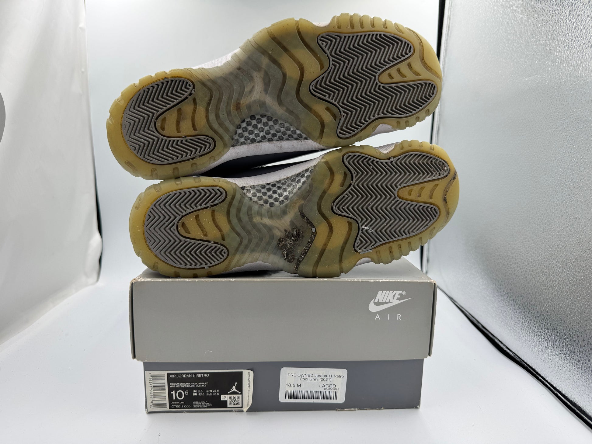 PRE OWNED Jordan 11 Retro Cool Grey (2021)