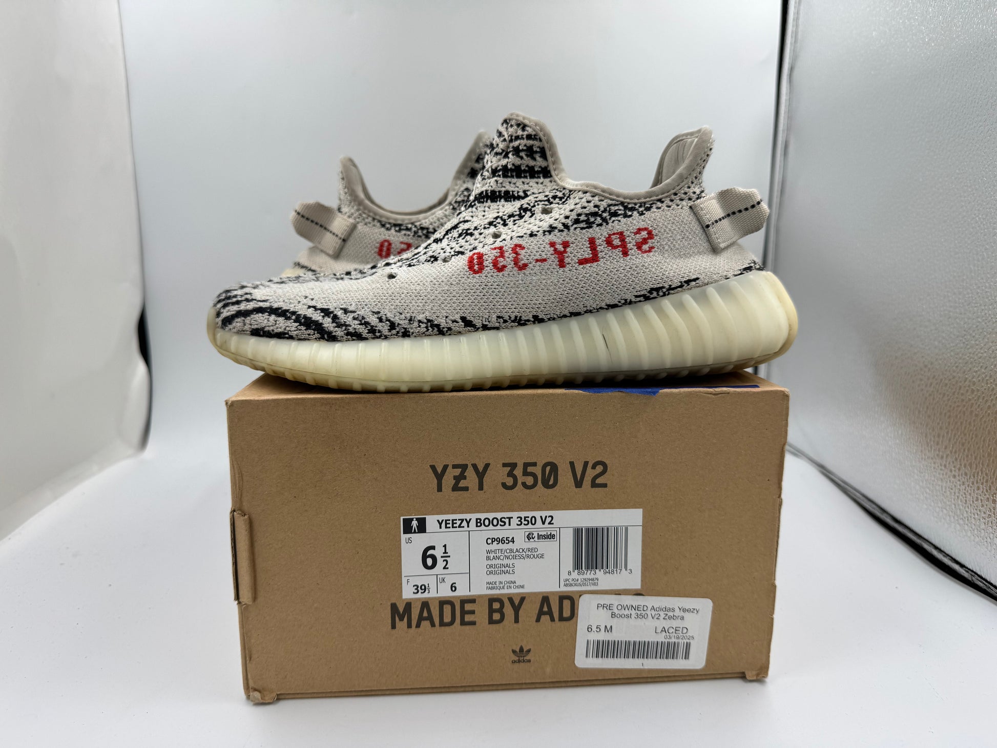 PRE OWNED Adidas Yeezy Boost 350 V2 Zebra