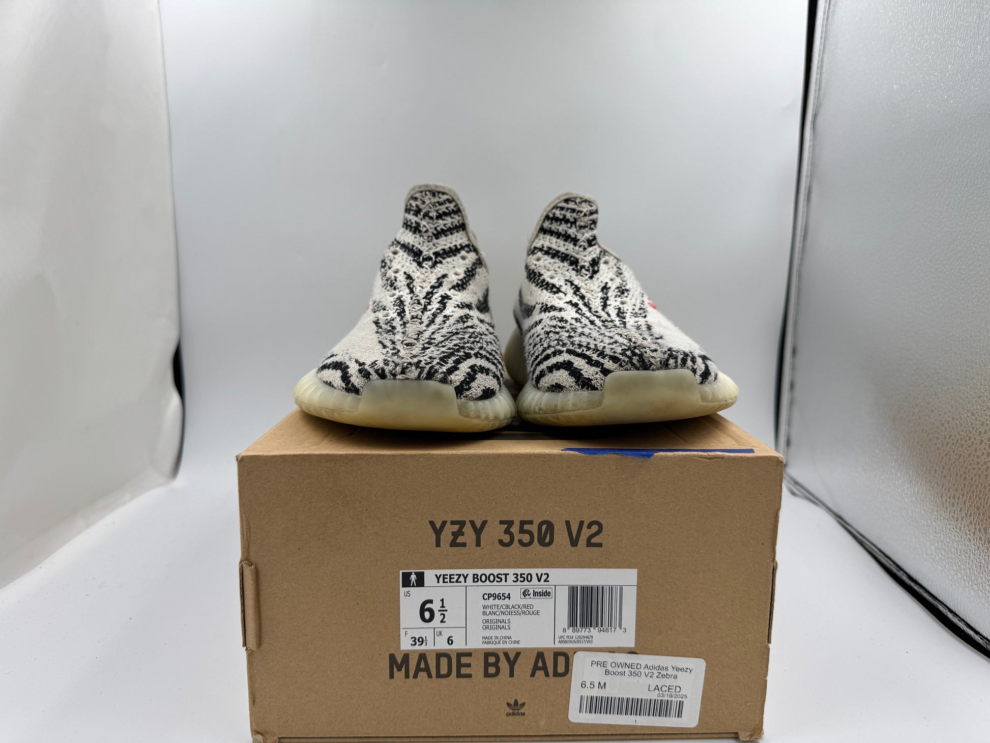 PRE OWNED Adidas Yeezy Boost 350 V2 Zebra