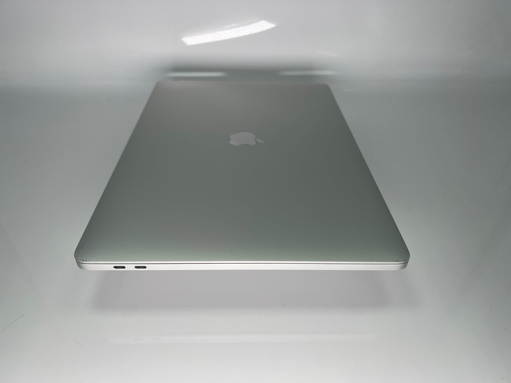 Apple MacBook Pro 2019 16-Inch 2.4GHz i9 64GB RAM 4TB SSD 5500M 4GB
