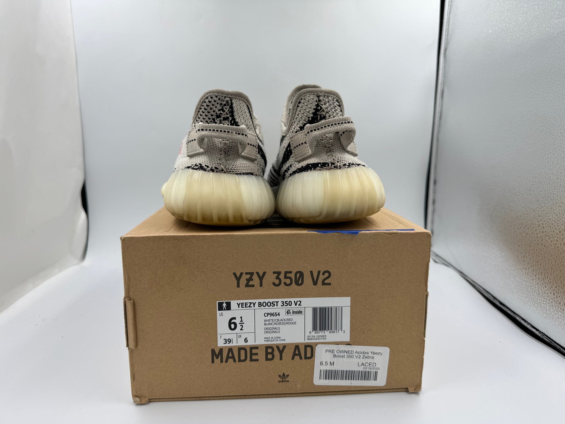PRE OWNED Adidas Yeezy Boost 350 V2 Zebra