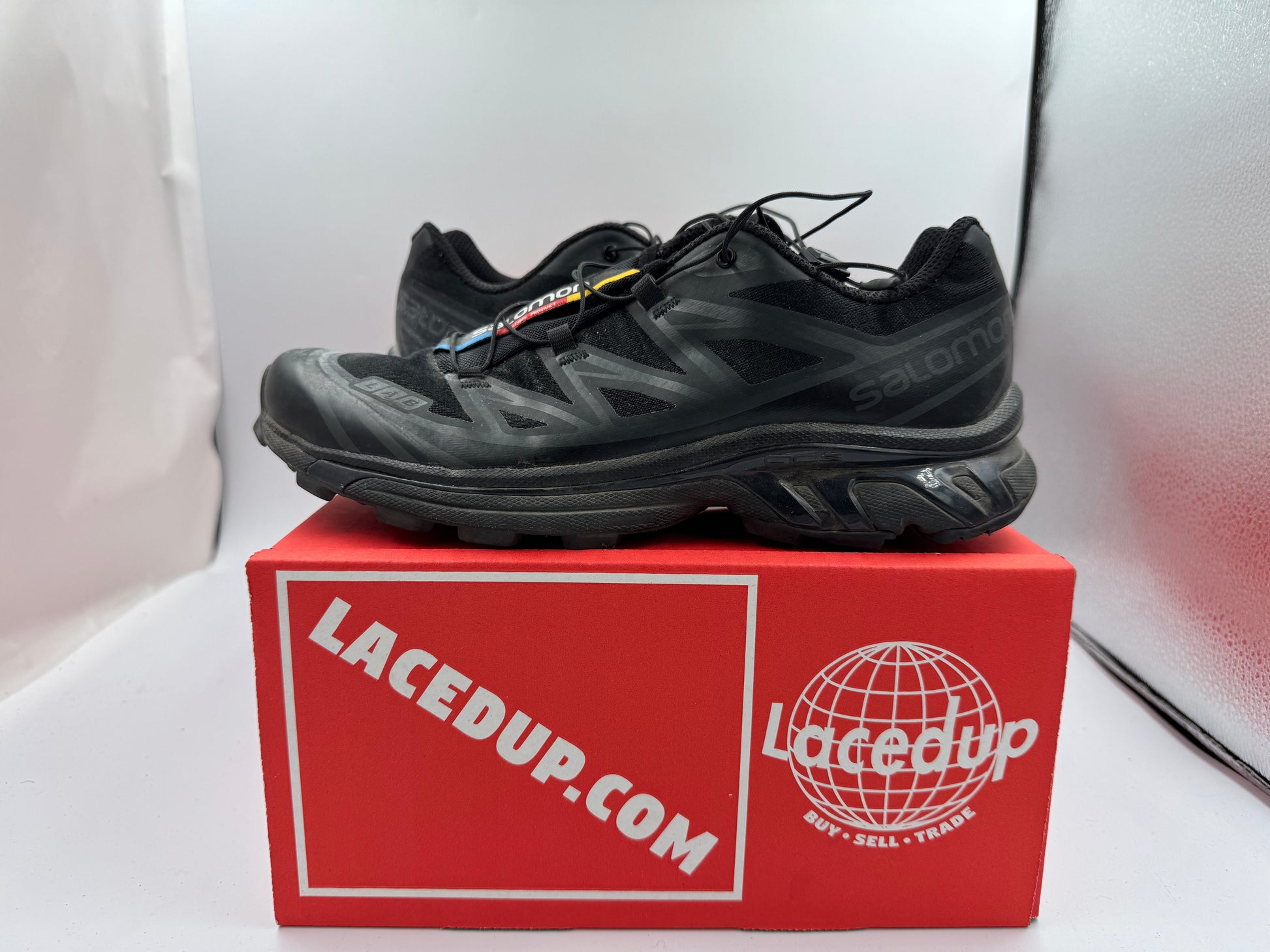 PRE OWNED Salomon XT-6 Triple Black No Box