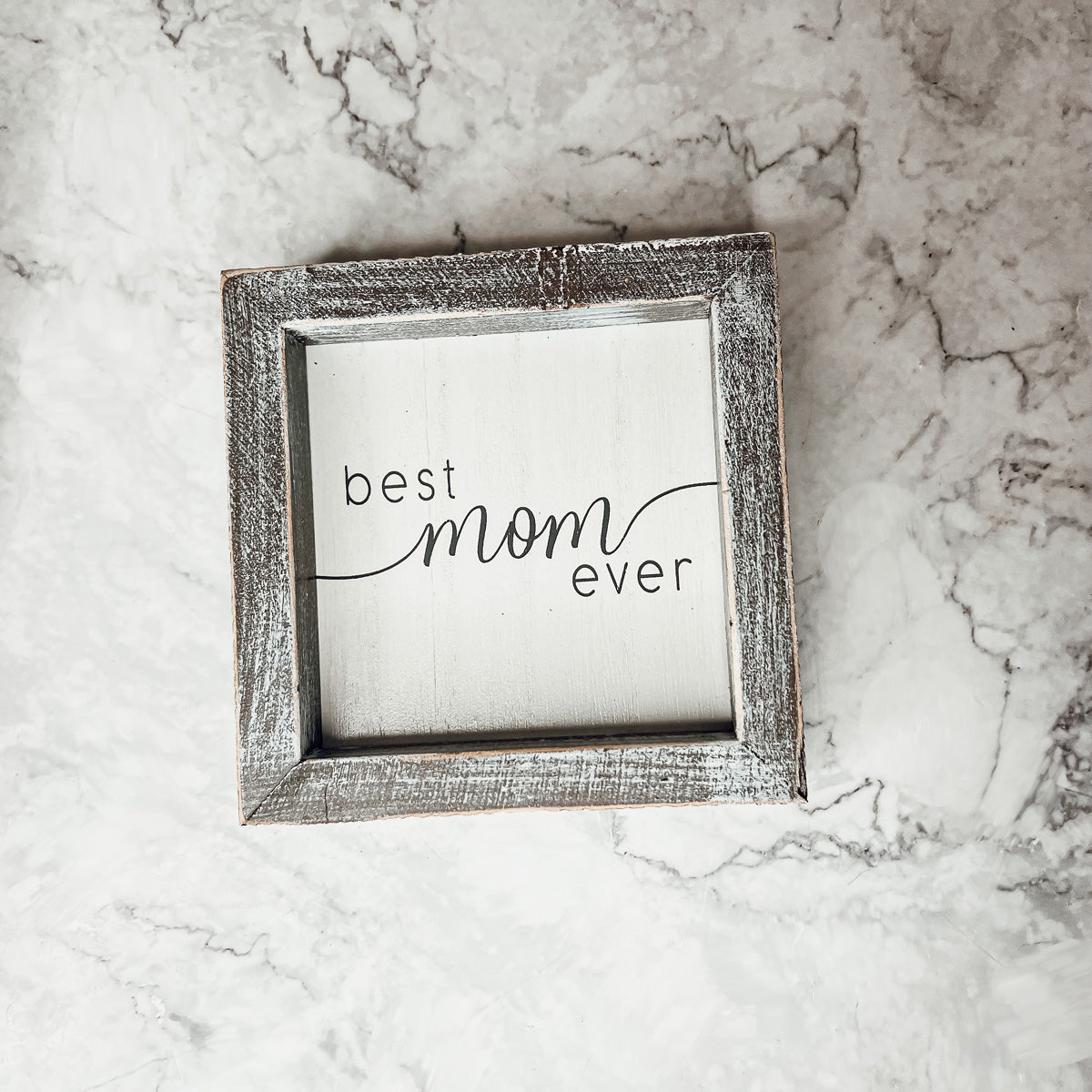 Best Mom Ever 5 Inch Wooden Wall Sign With Sentimental Quote Rustic Home Decor Gift