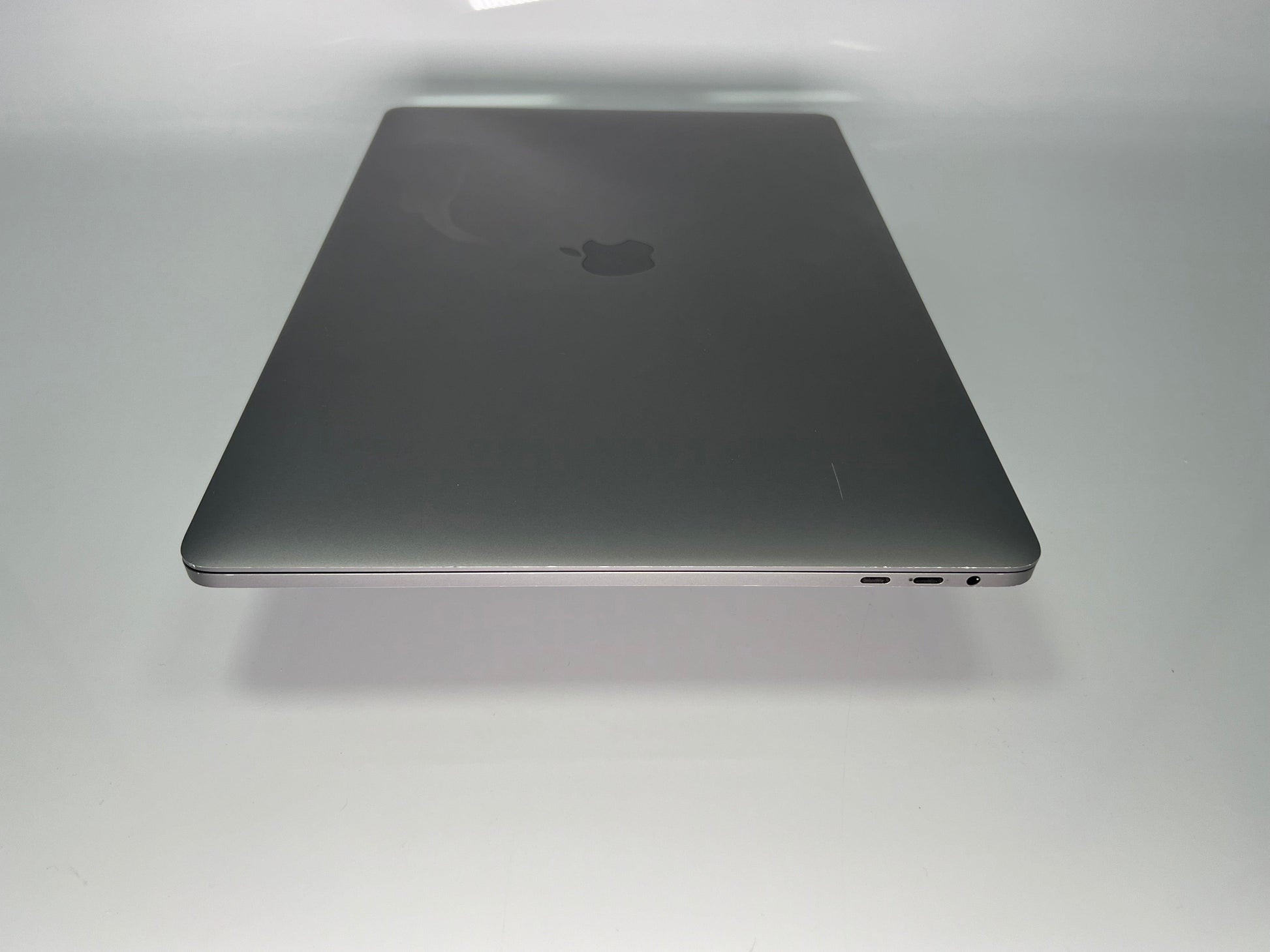 Apple MacBook Pro 15" (2016) – i7 2.7GHz – 16GB RAM – 512GB SSD – For Parts Only