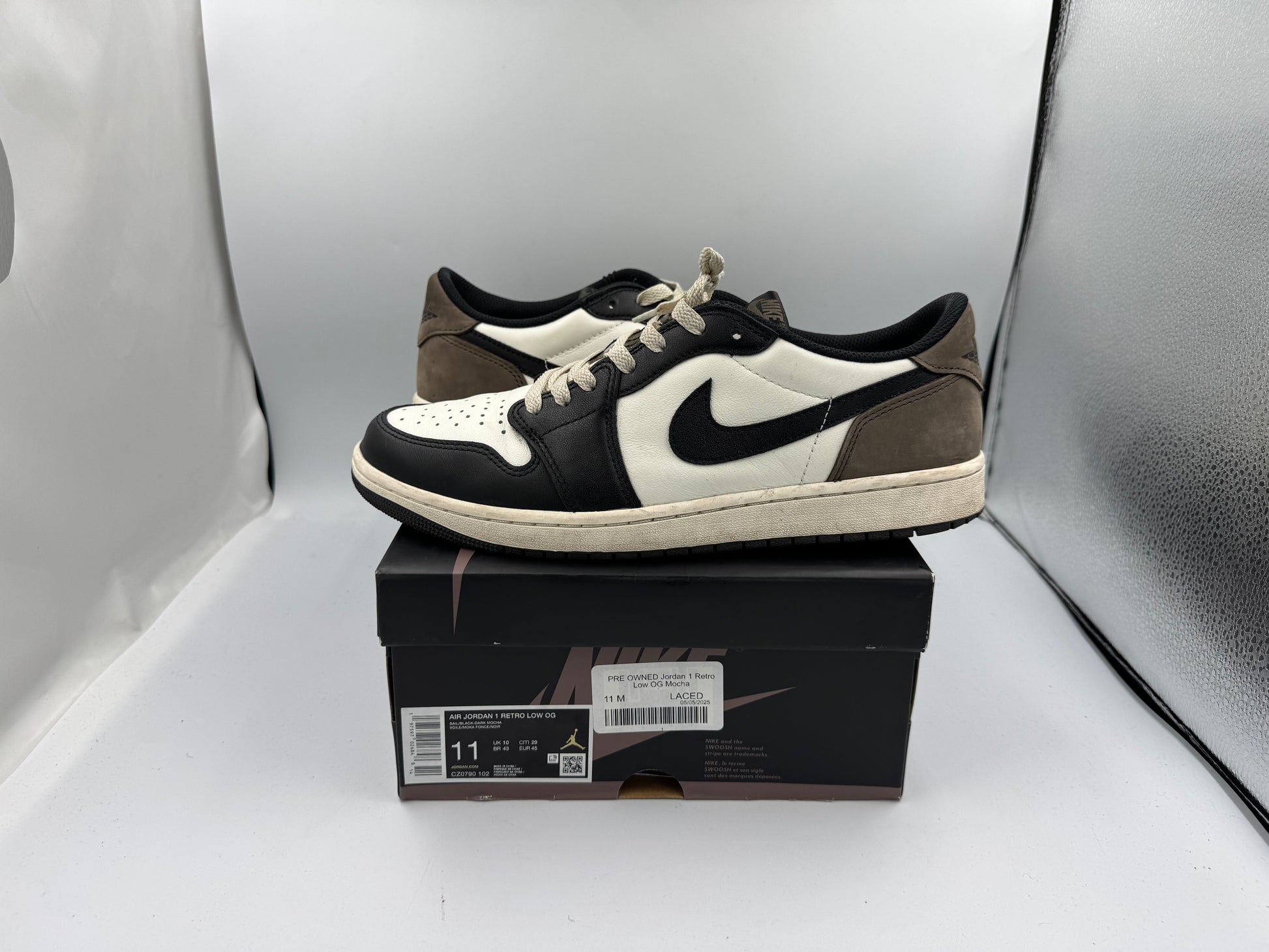 PRE OWNED Jordan 1 Retro Low OG Mocha