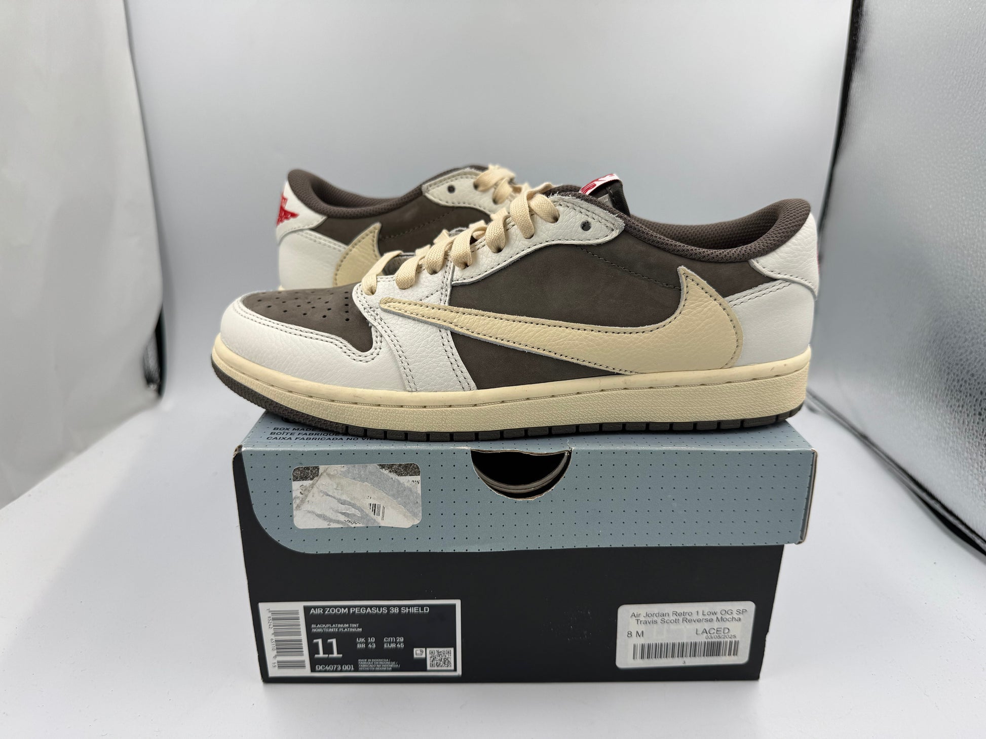 PRE OWNED Air Jordan Retro 1 Low OG SP Travis Scott Reverse Mocha Conditional