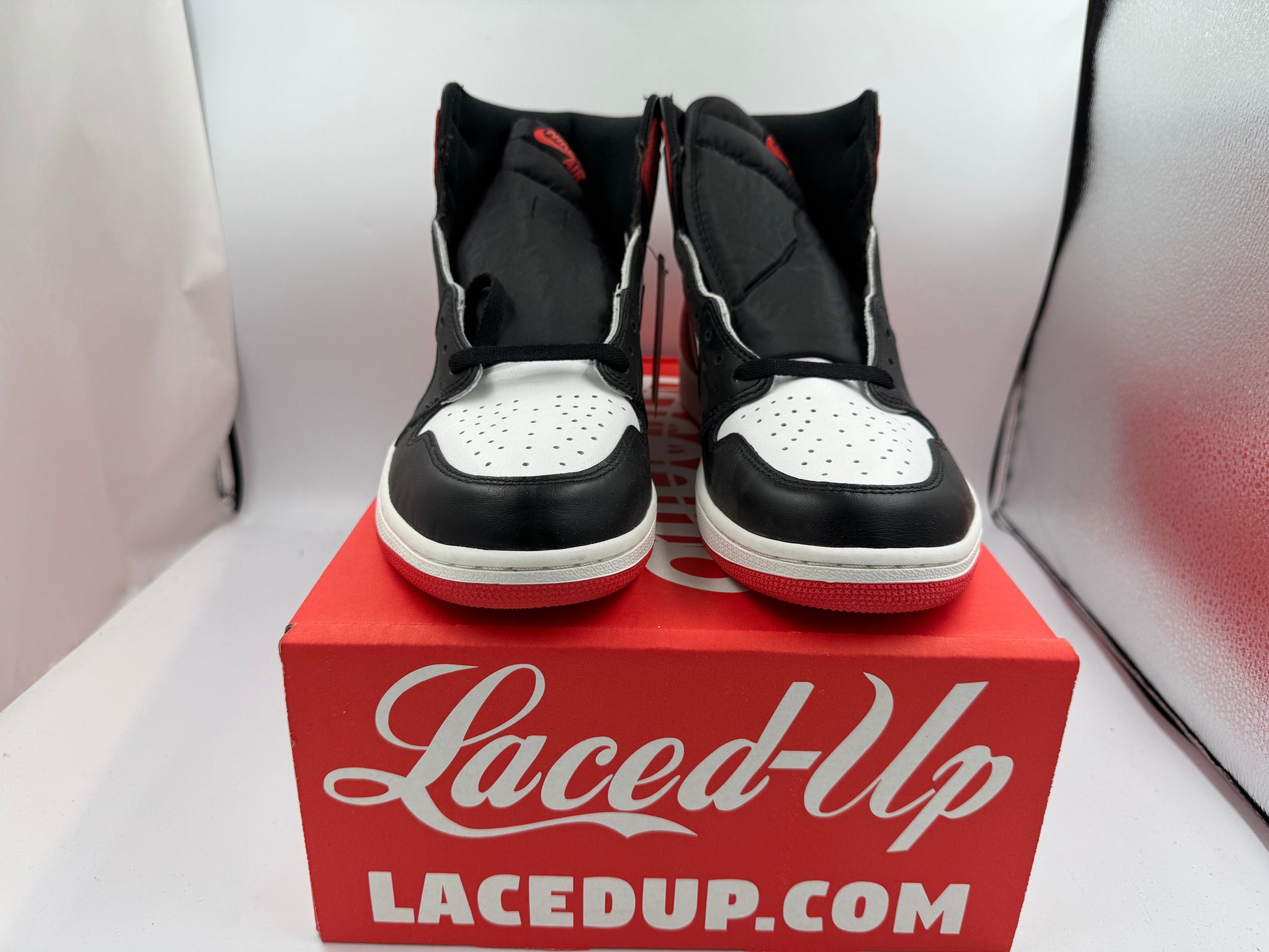 PRE OWNED Air Jordan Retro 1 Track Red Conditional