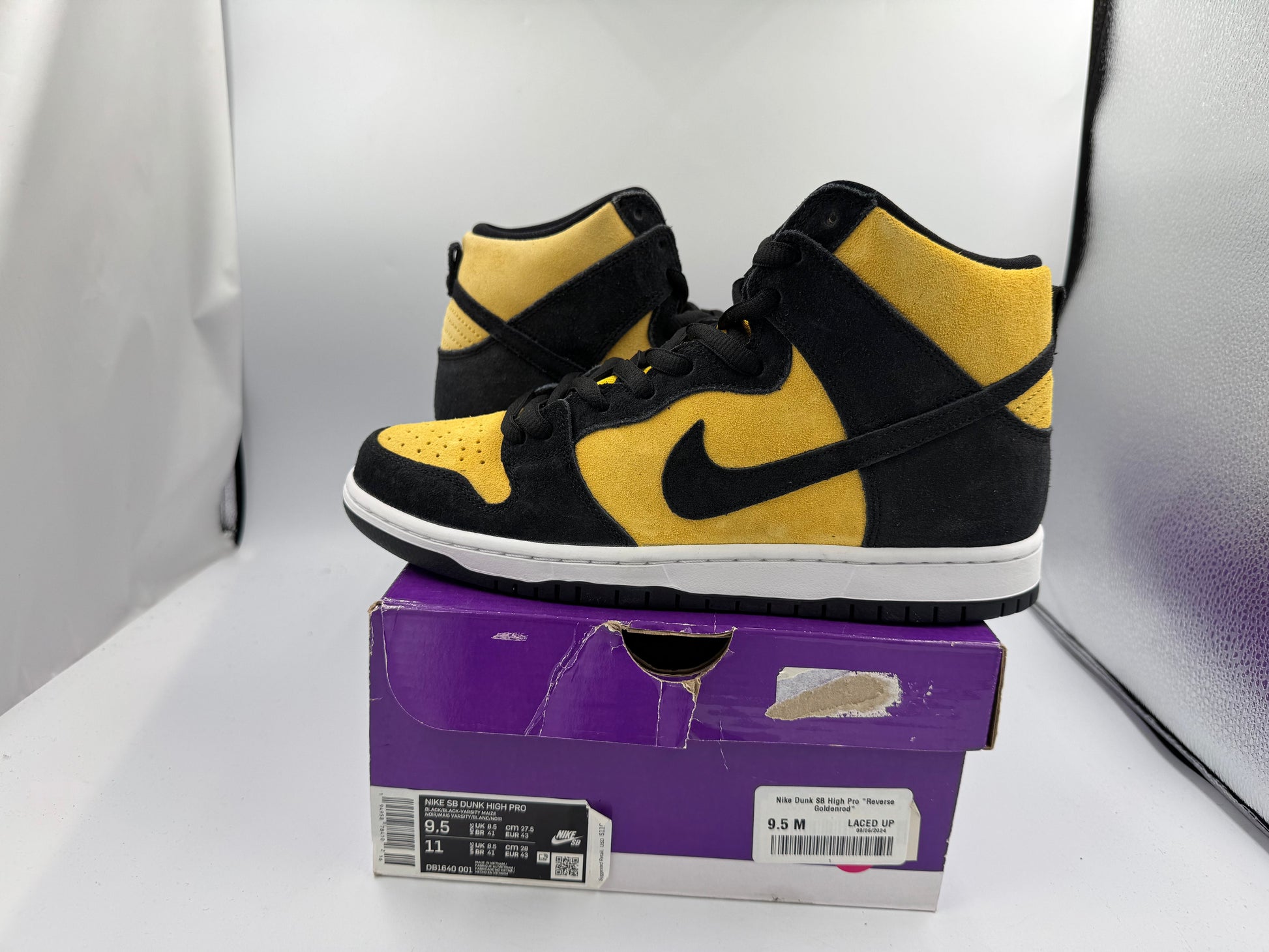 PRE OWNED Nike Dunk SB High Pro "Reverse Goldenrod" Conditional