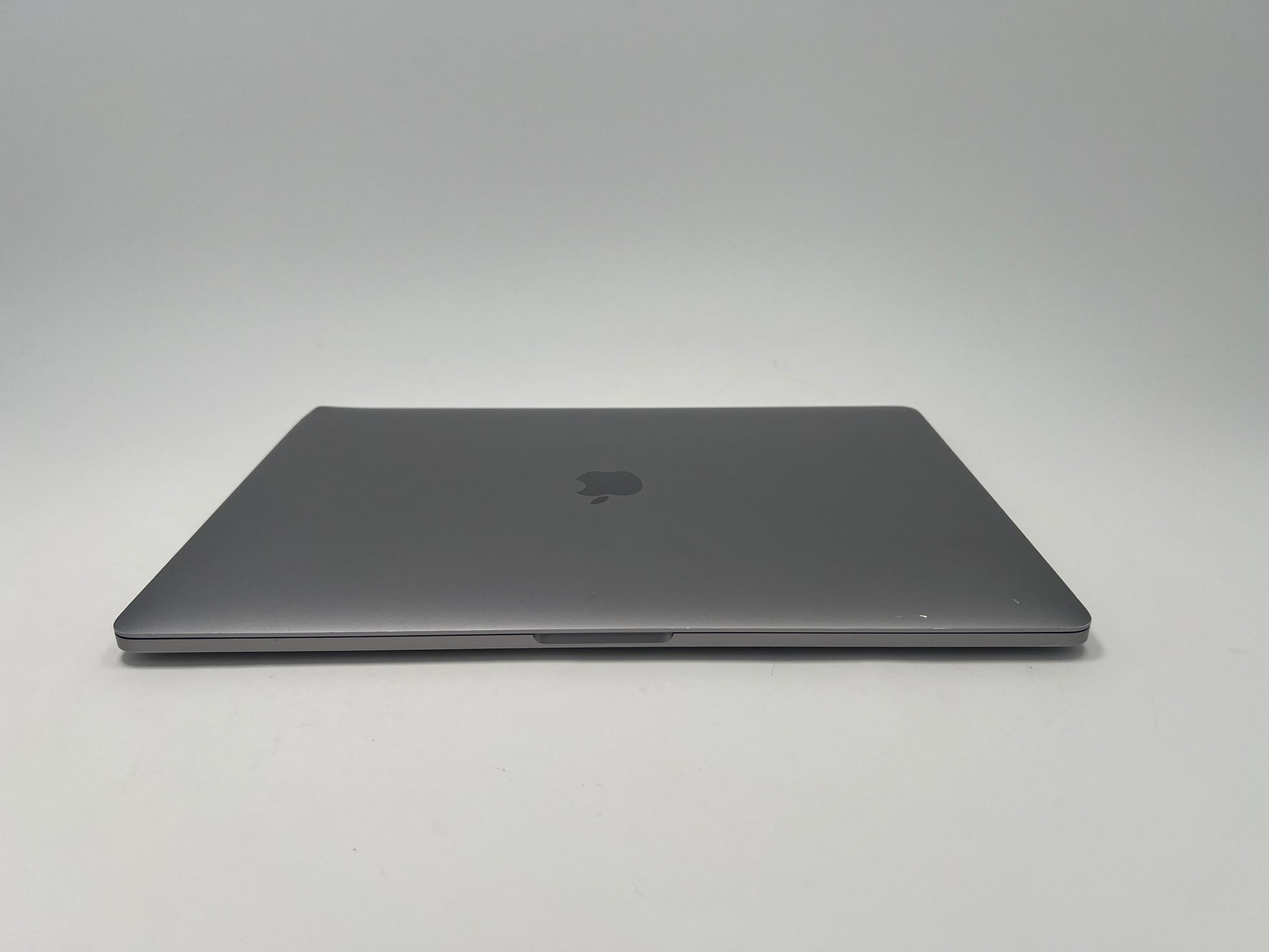 2017 Apple MacBook Pro 15-inch i7 2.8GHz – Radeon Pro 555 | For Parts/Repair Only
