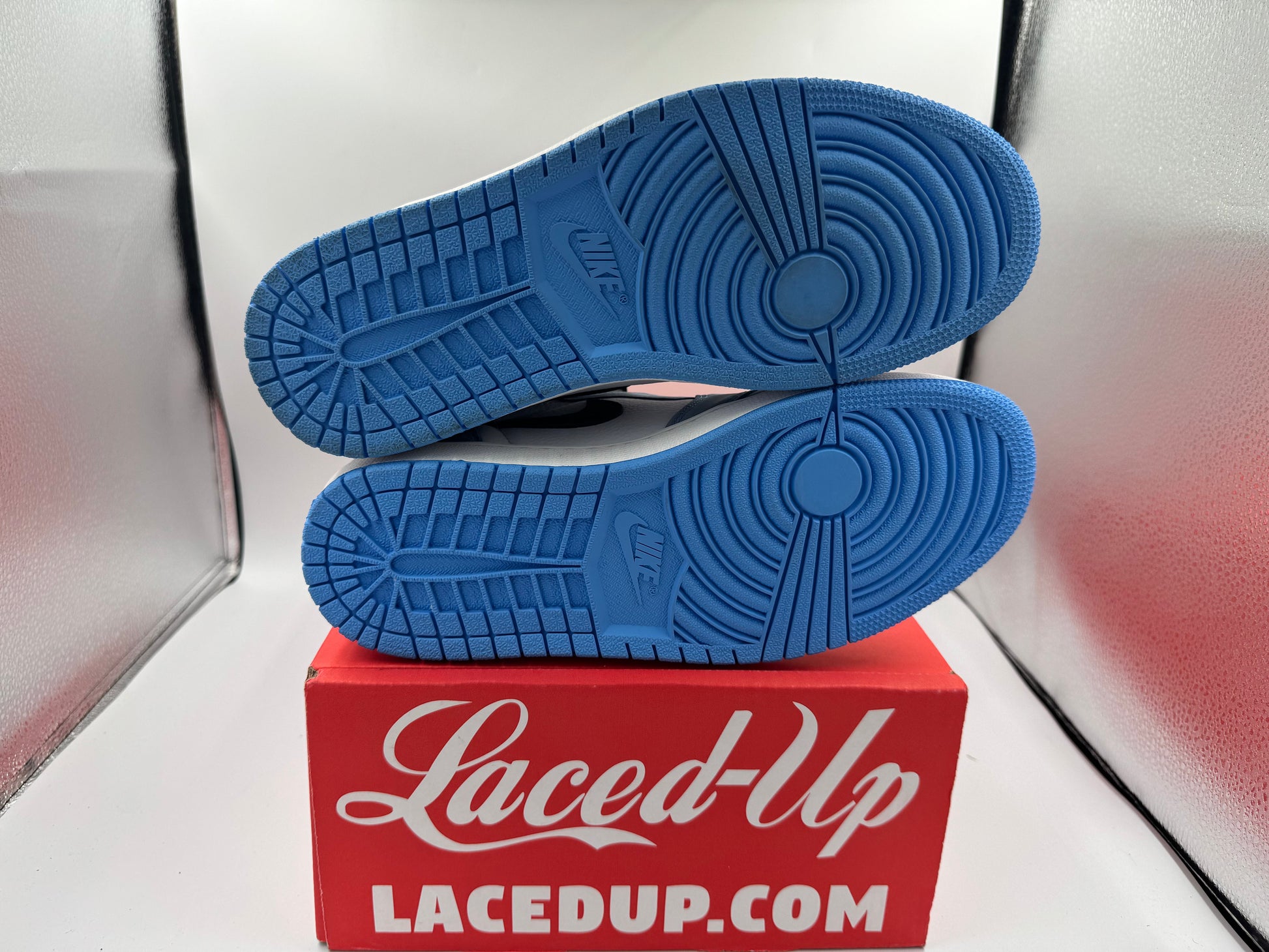 PRE OWNED Air Jordan Retro 1 High "University Blue" Conditional
