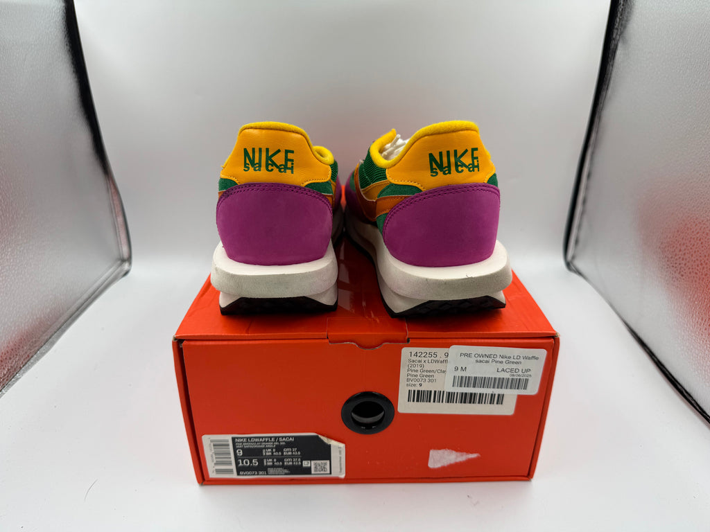 PRE OWNED Nike LD Waffle sacai Pine Green