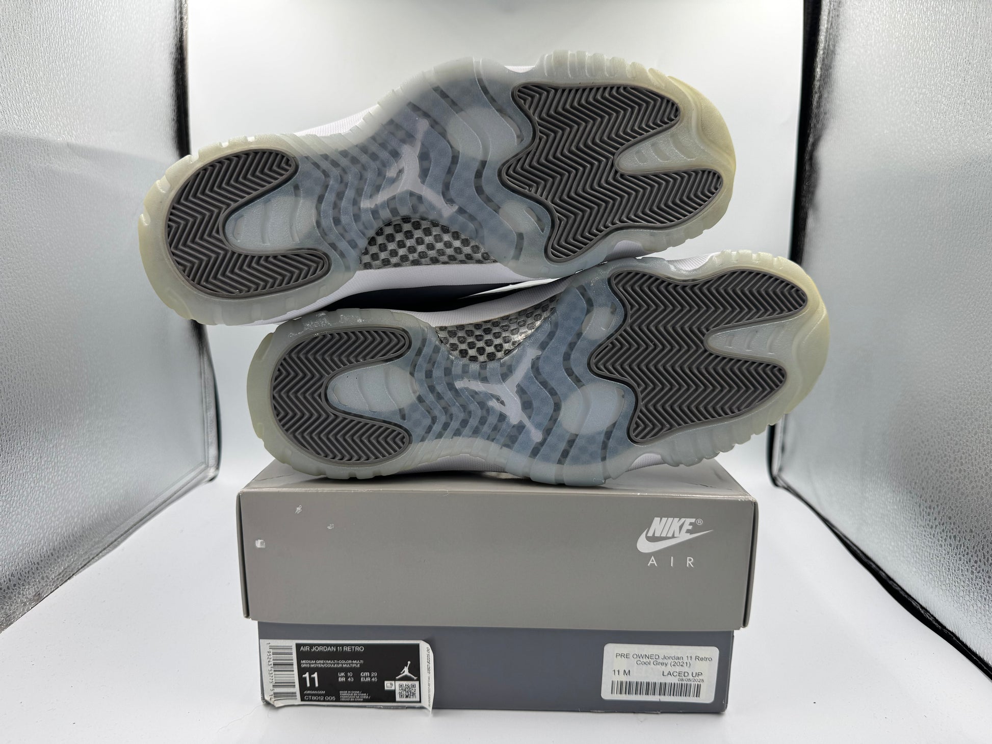 PRE OWNED Jordan 11 Retro Cool Grey (2021)
