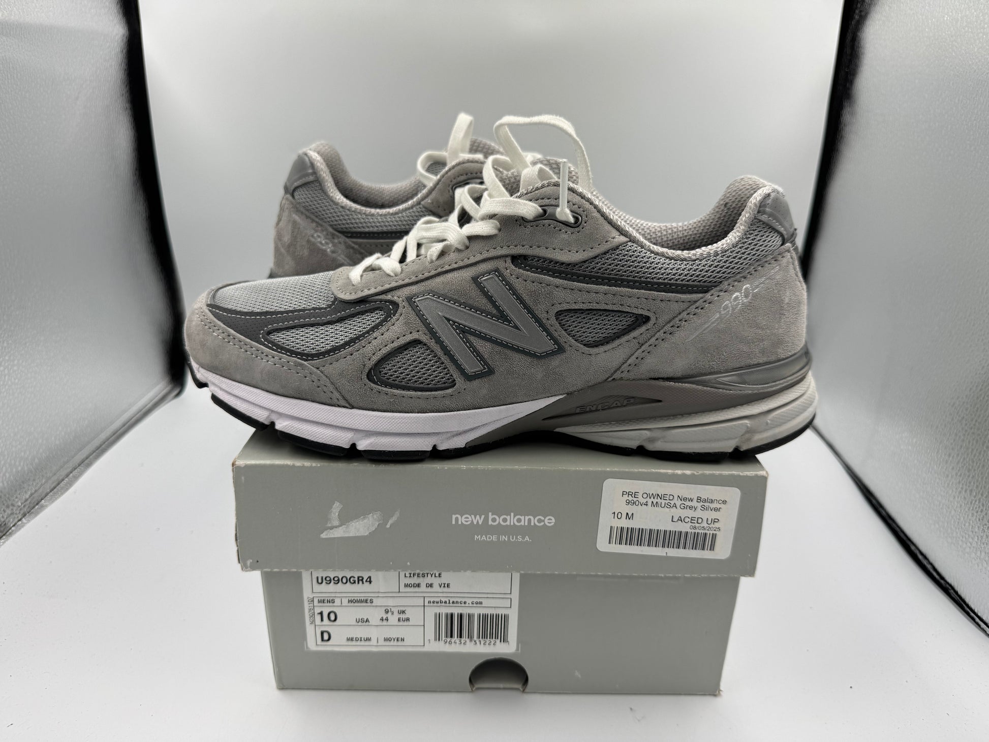 PRE OWNED New Balance 990v4 MiUSA Grey Silver