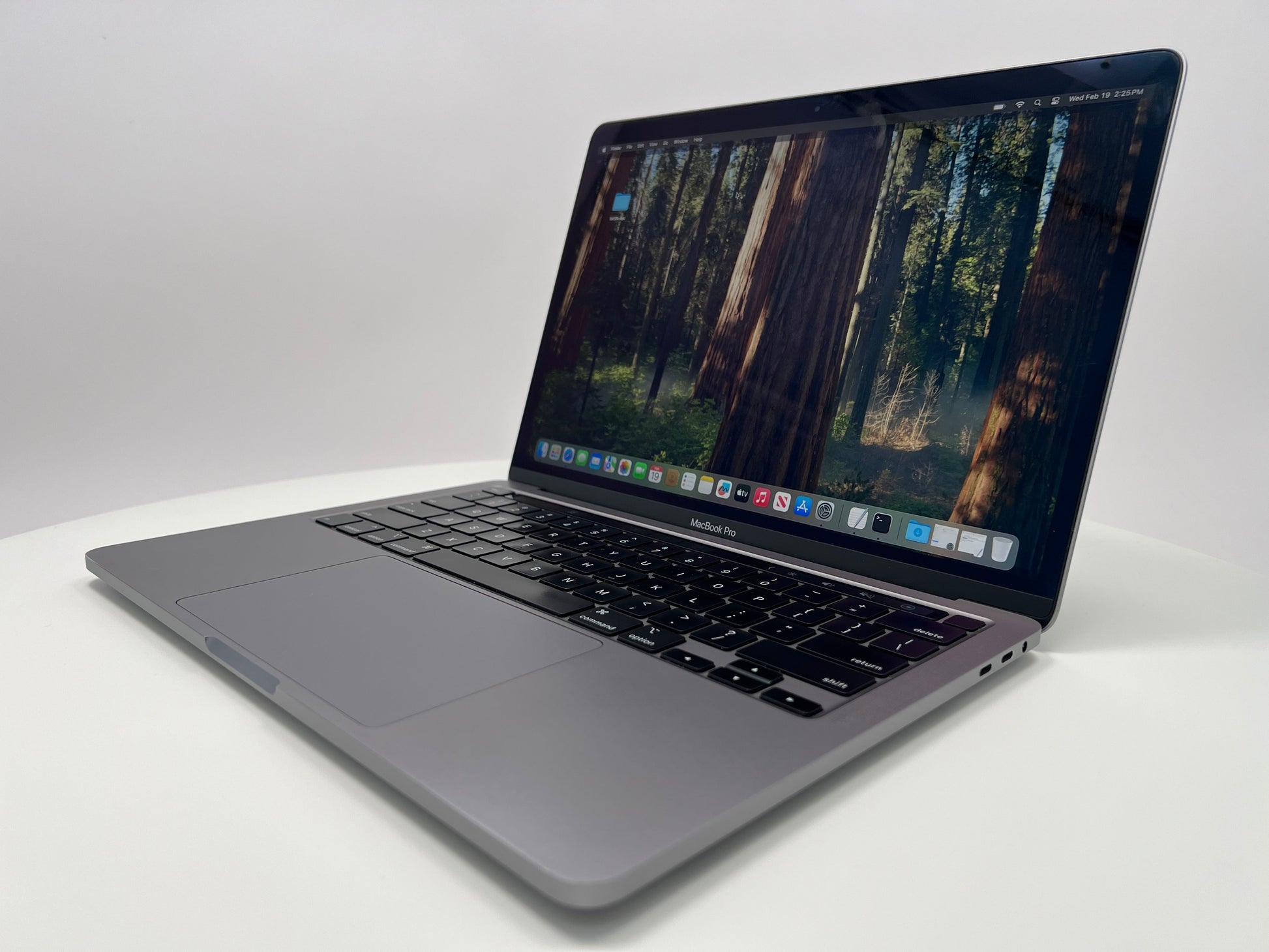 2020 Apple MacBook Pro 13-inch i7 2.3GHz 16GB RAM 512GB SSD | Space Gray