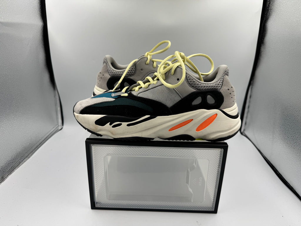 PRE OWNED adidas Yeezy Boost 700 Wave Runner NO BOX