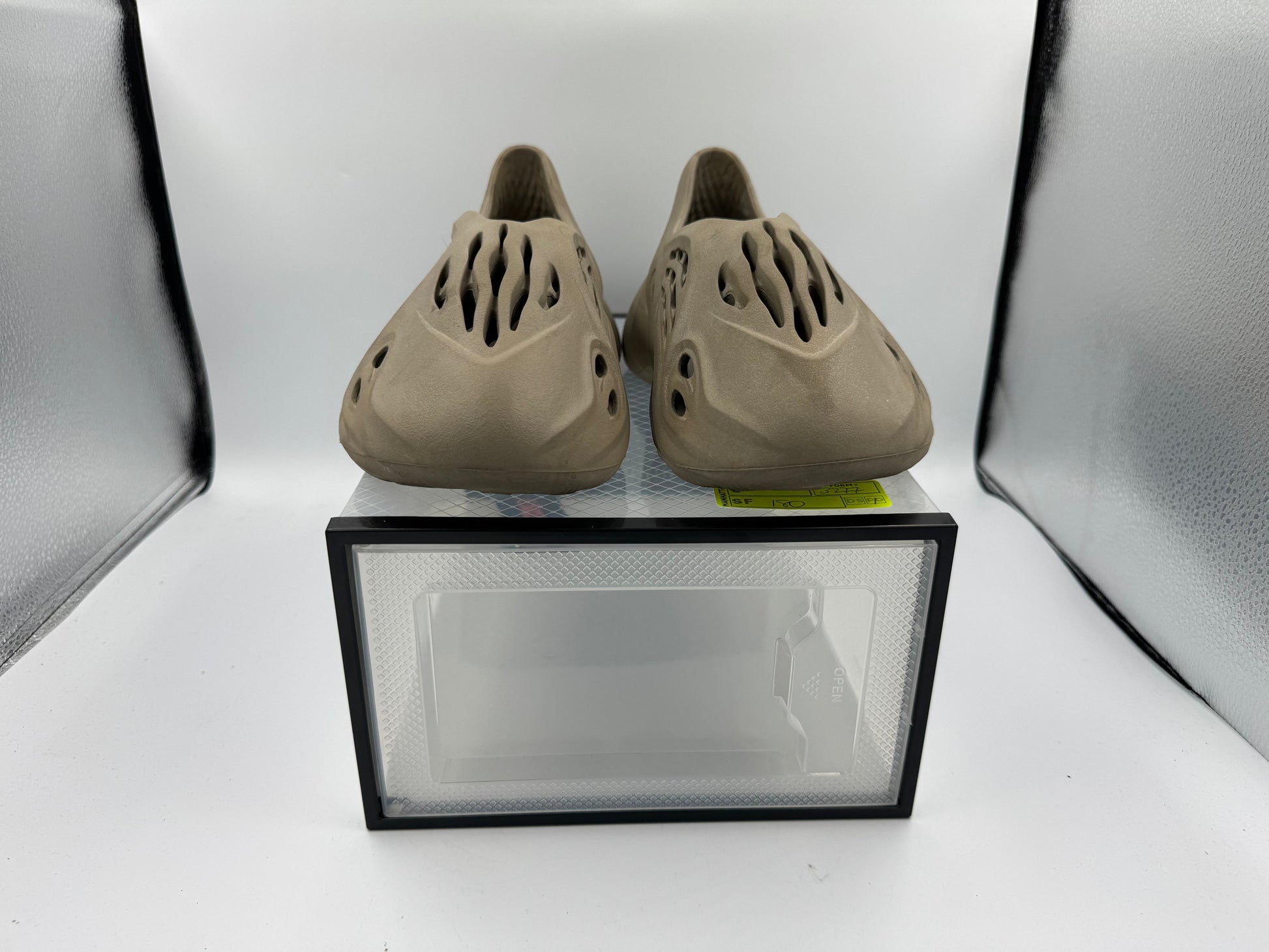 PRE OWNED adidas Yeezy Foam RNNR Stone Sage NO BOX