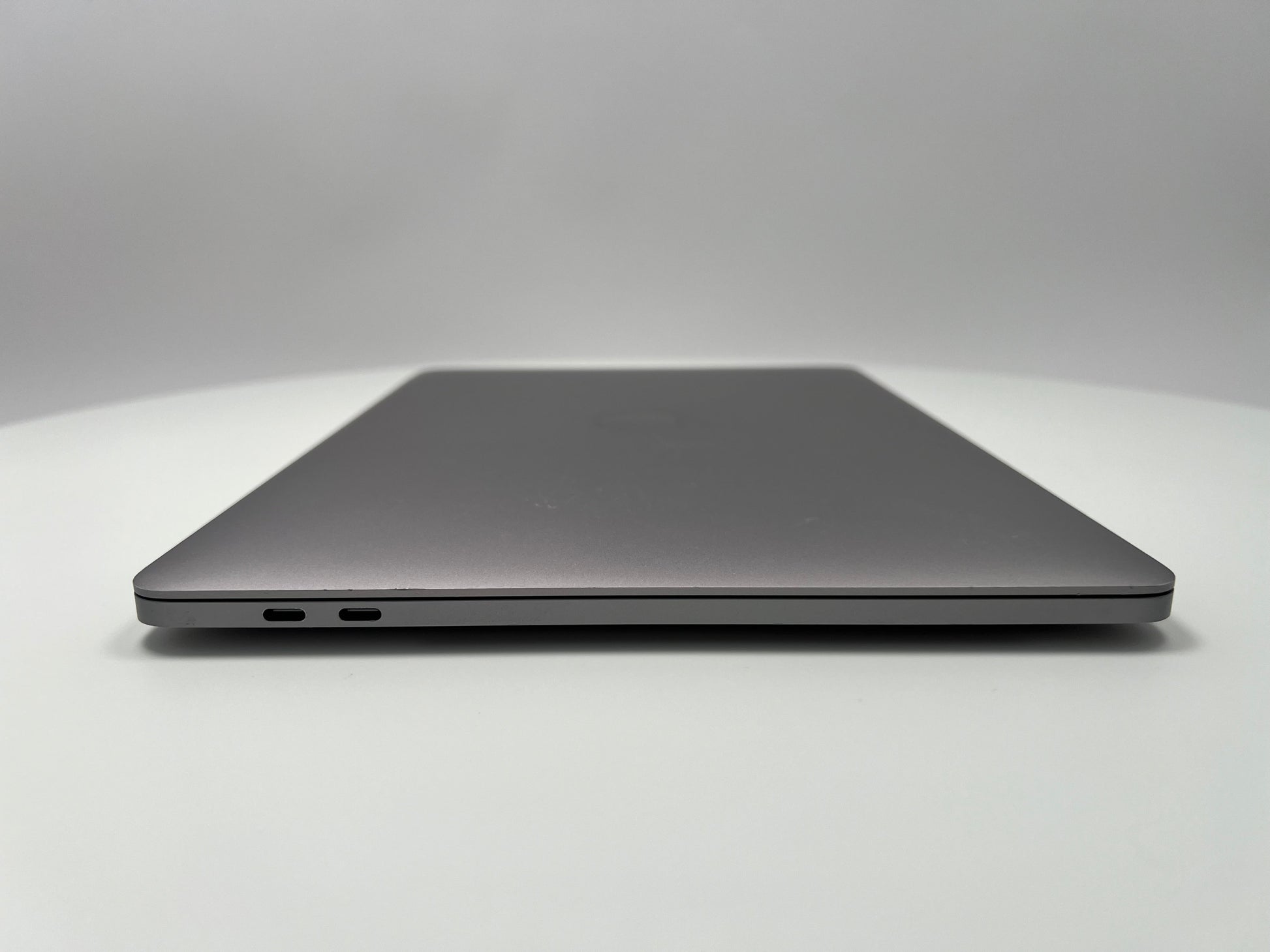Apple MacBook Pro (13-inch Late 2016) 2.9 GHz I5-6267U 8GB 512GB SSD (Space Gray) For Parts Only
