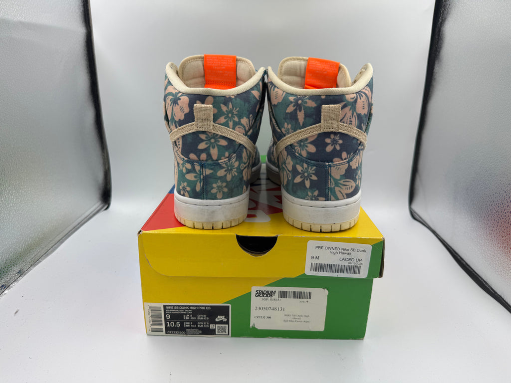 PRE OWNED Nike SB Dunk High Hawaii