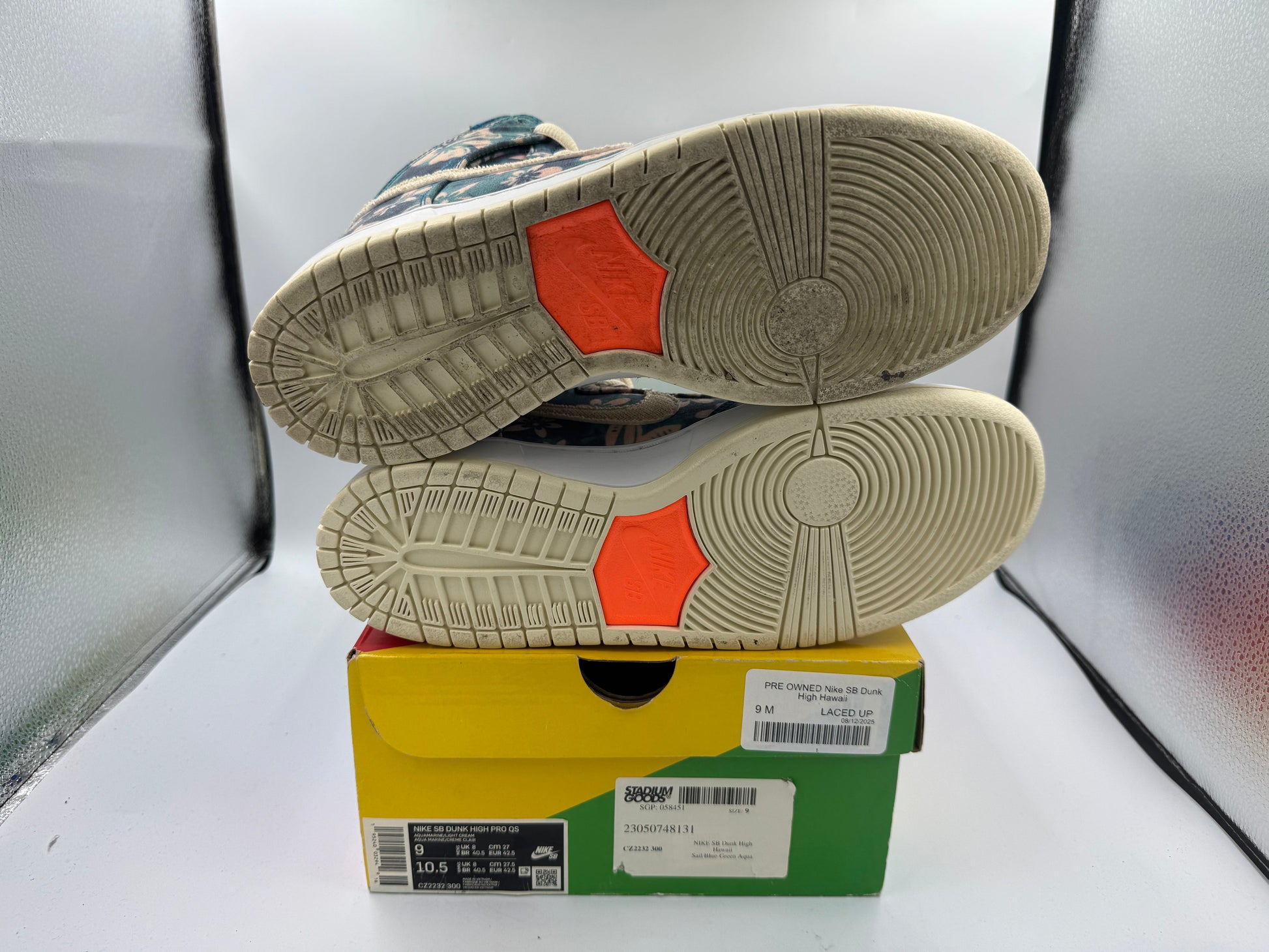PRE OWNED Nike SB Dunk High Hawaii