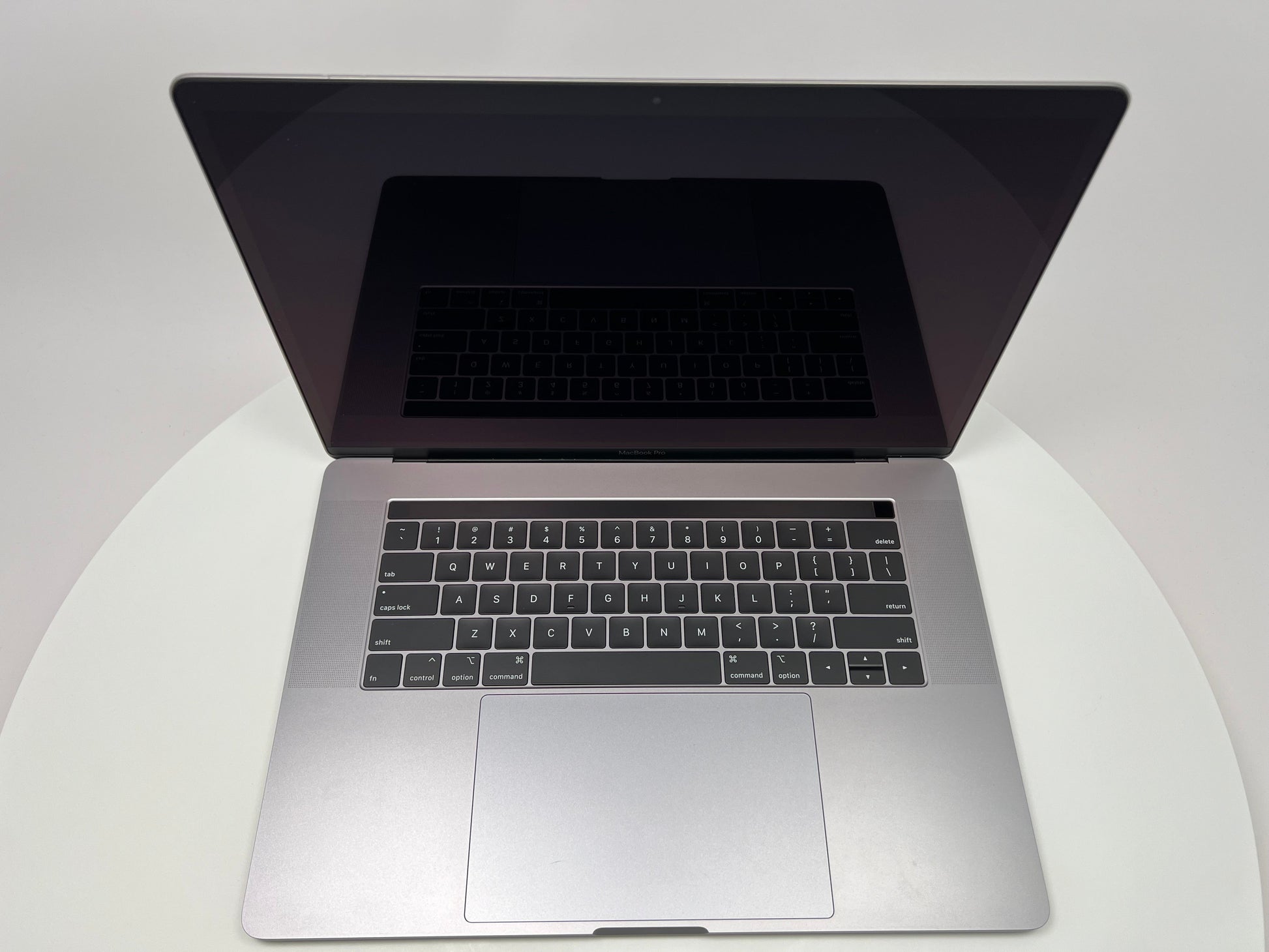2018 Apple MacBook Pro 15-inch – i9 2.9GHz 32GB RAM 2TB SSD | Radeon Pro 560X