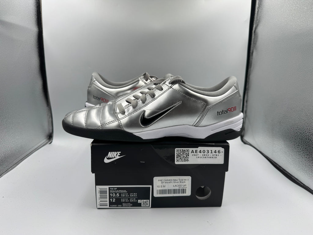 PRE OWNED Nike Total 90 3 SP Metallic Silver Black