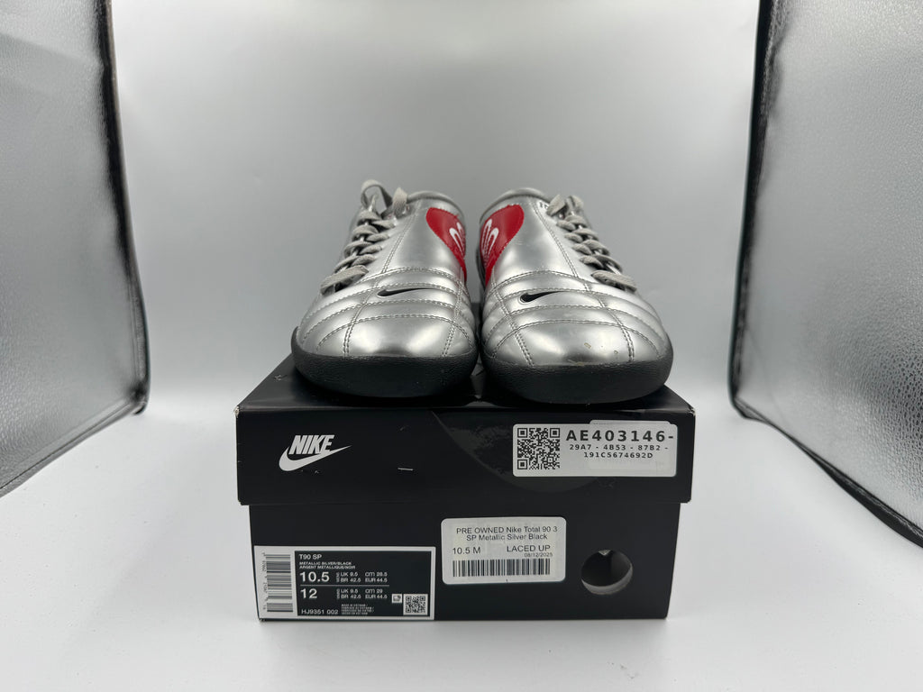 PRE OWNED Nike Total 90 3 SP Metallic Silver Black