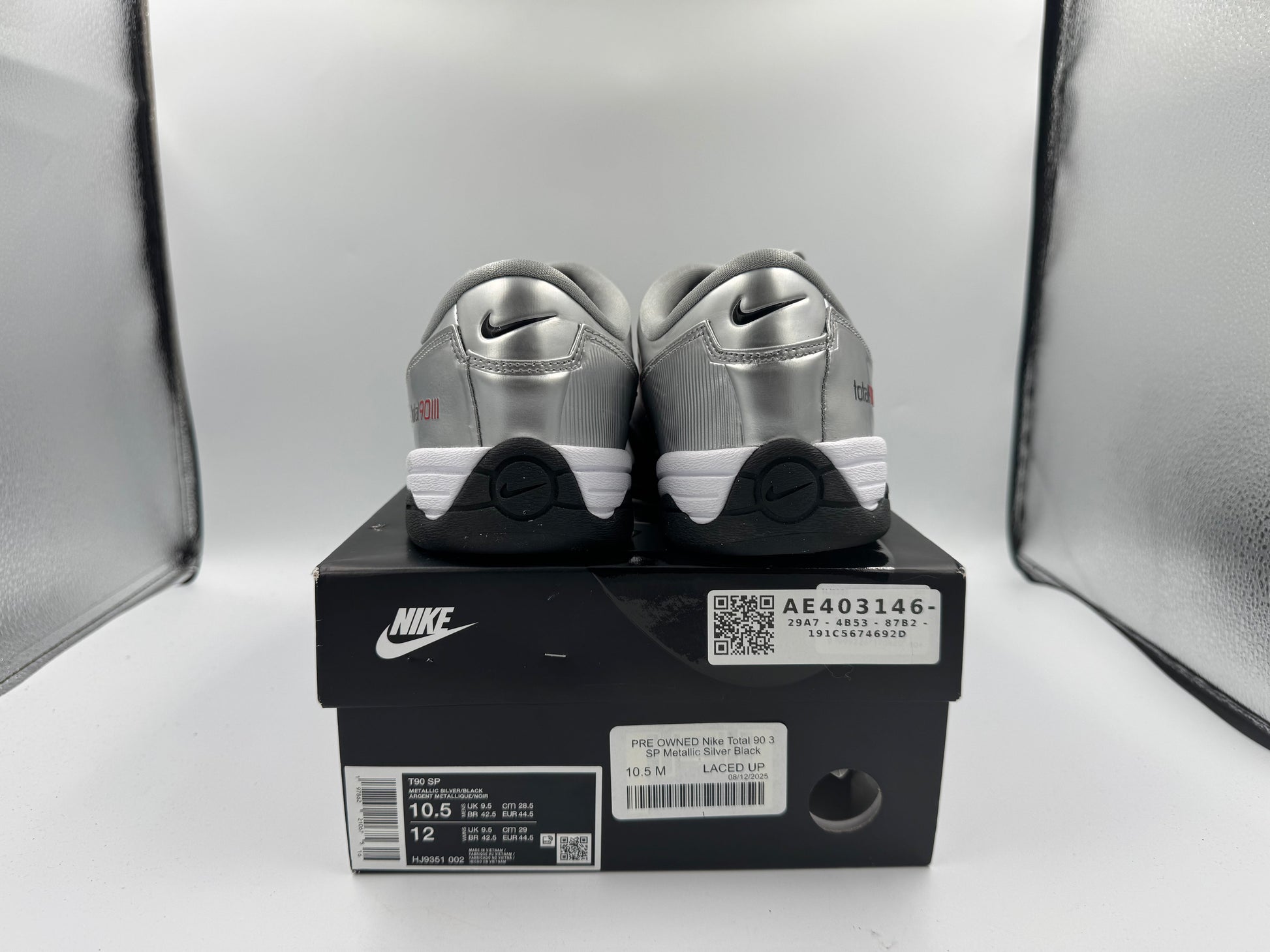 PRE OWNED Nike Total 90 3 SP Metallic Silver Black