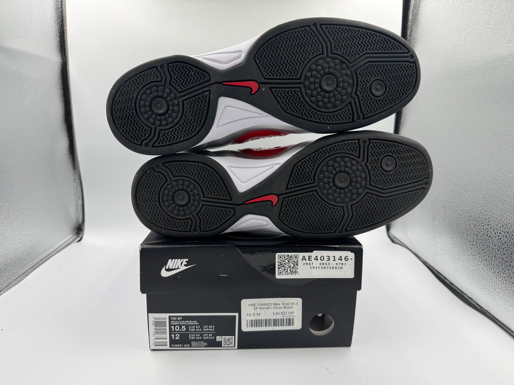 PRE OWNED Nike Total 90 3 SP Metallic Silver Black