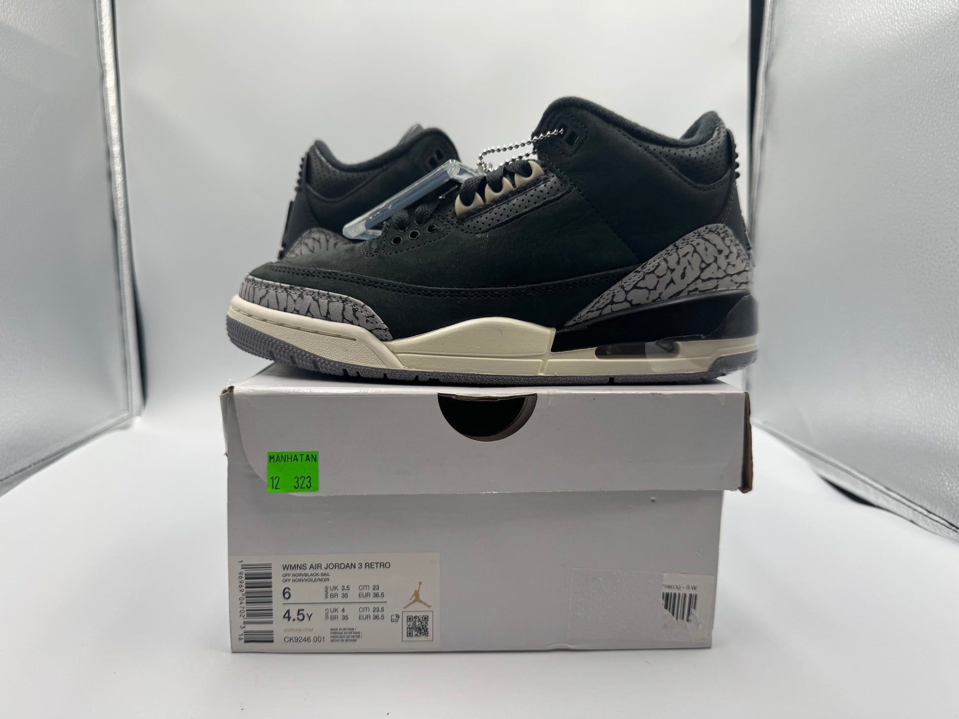 PRE OWNED Jordan 3 Retro Off Noir (Women's) Conditional