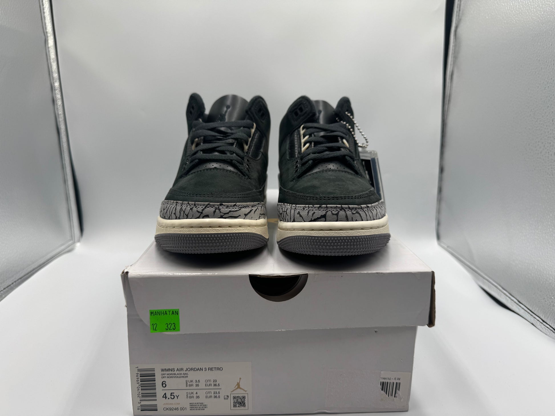 PRE OWNED Jordan 3 Retro Off Noir (Women's) Conditional