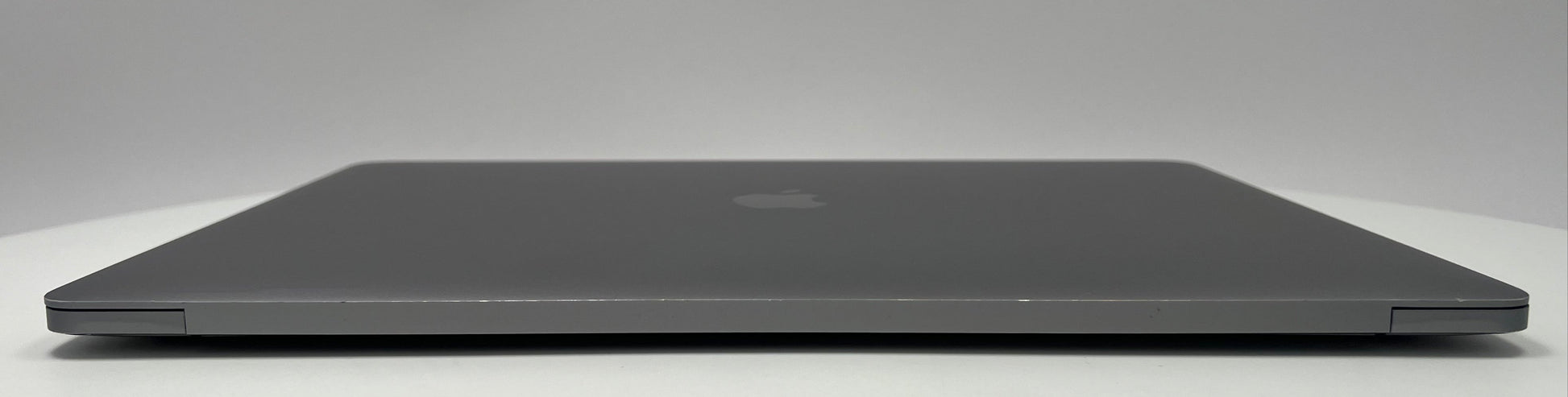 2016 Apple MacBook Pro 15-inch i7 2.7GHz 16GB RAM 512GB SSD | Radeon Pro 455