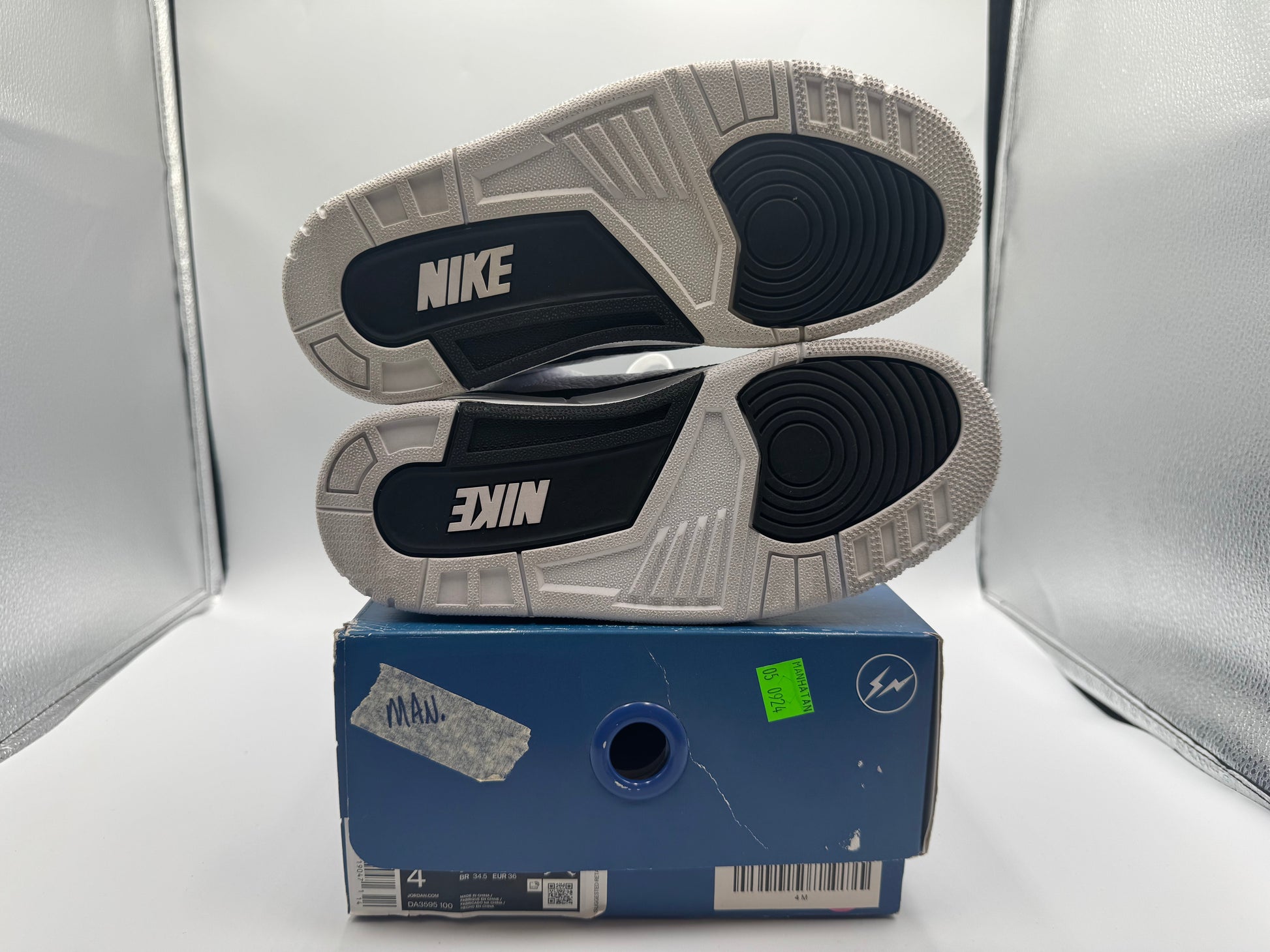 PRE OWNED Air Jordan Retro 3 "Fragment" Conditional