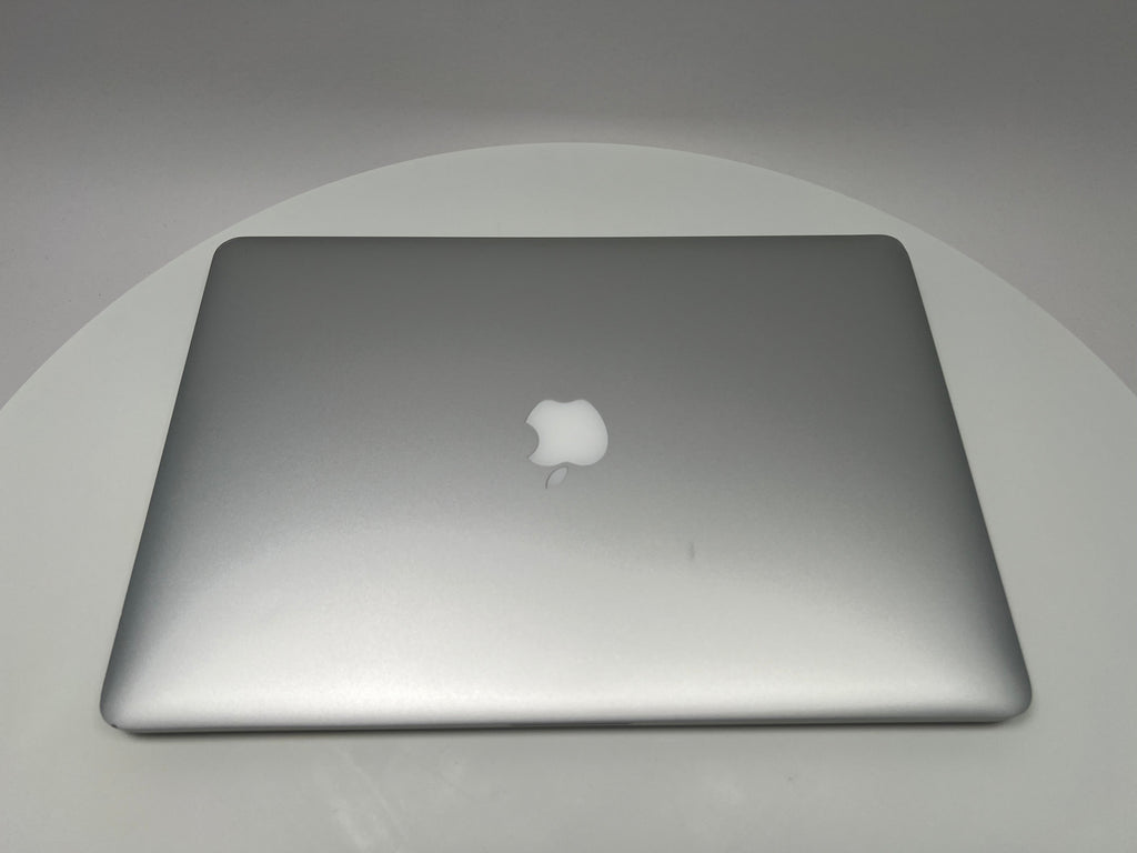 2015 MacBook Pro 15-inch i7 2.8GHz – 16GB RAM 1TB SSD AMD R9 M370X | For Parts Only