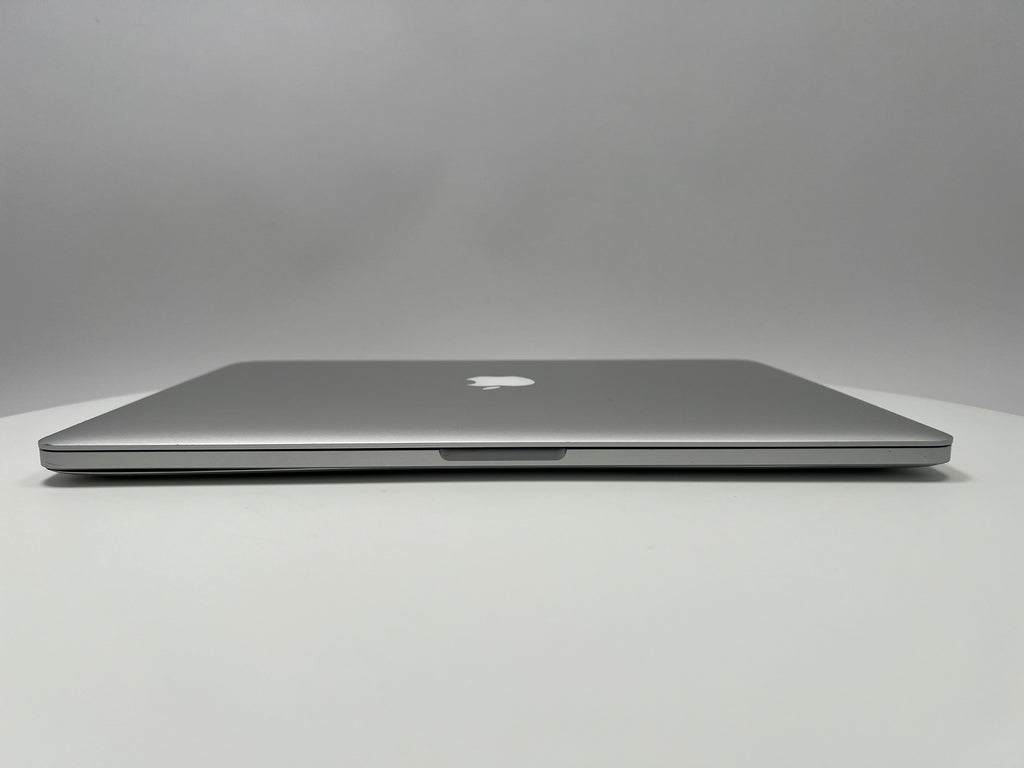 2015 MacBook Pro 15-inch i7 2.8GHz – 16GB RAM 1TB SSD AMD R9 M370X | For Parts Only