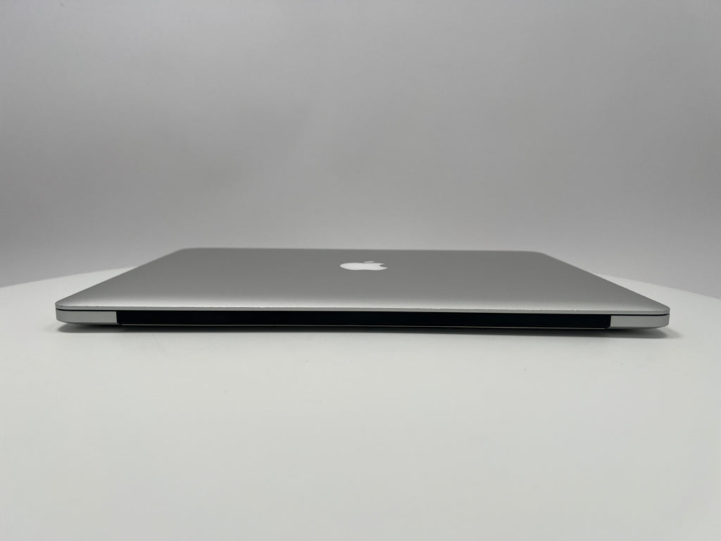 2015 MacBook Pro 15-inch i7 2.8GHz – 16GB RAM 1TB SSD AMD R9 M370X | For Parts Only