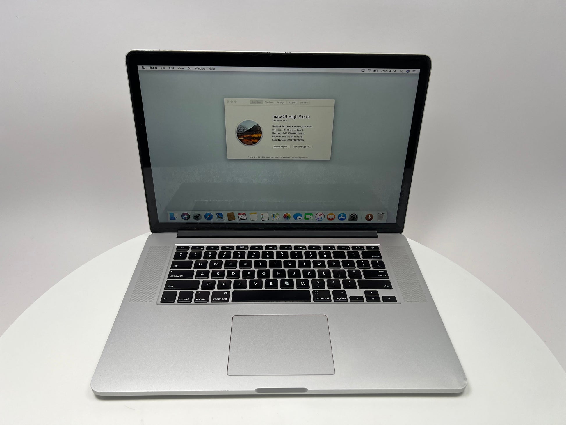 2015 MacBook Pro 15-inch i7 2.8GHz – 16GB RAM 1TB SSD AMD R9 M370X | Silver